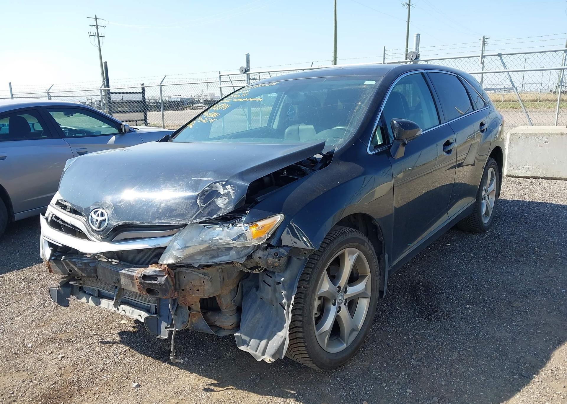 2016 TOYOTA VENZA XLE