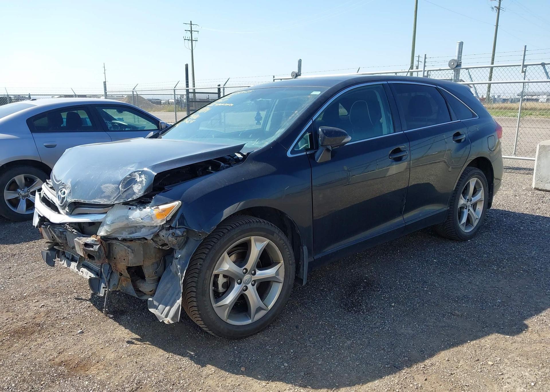 2016 TOYOTA VENZA XLE
