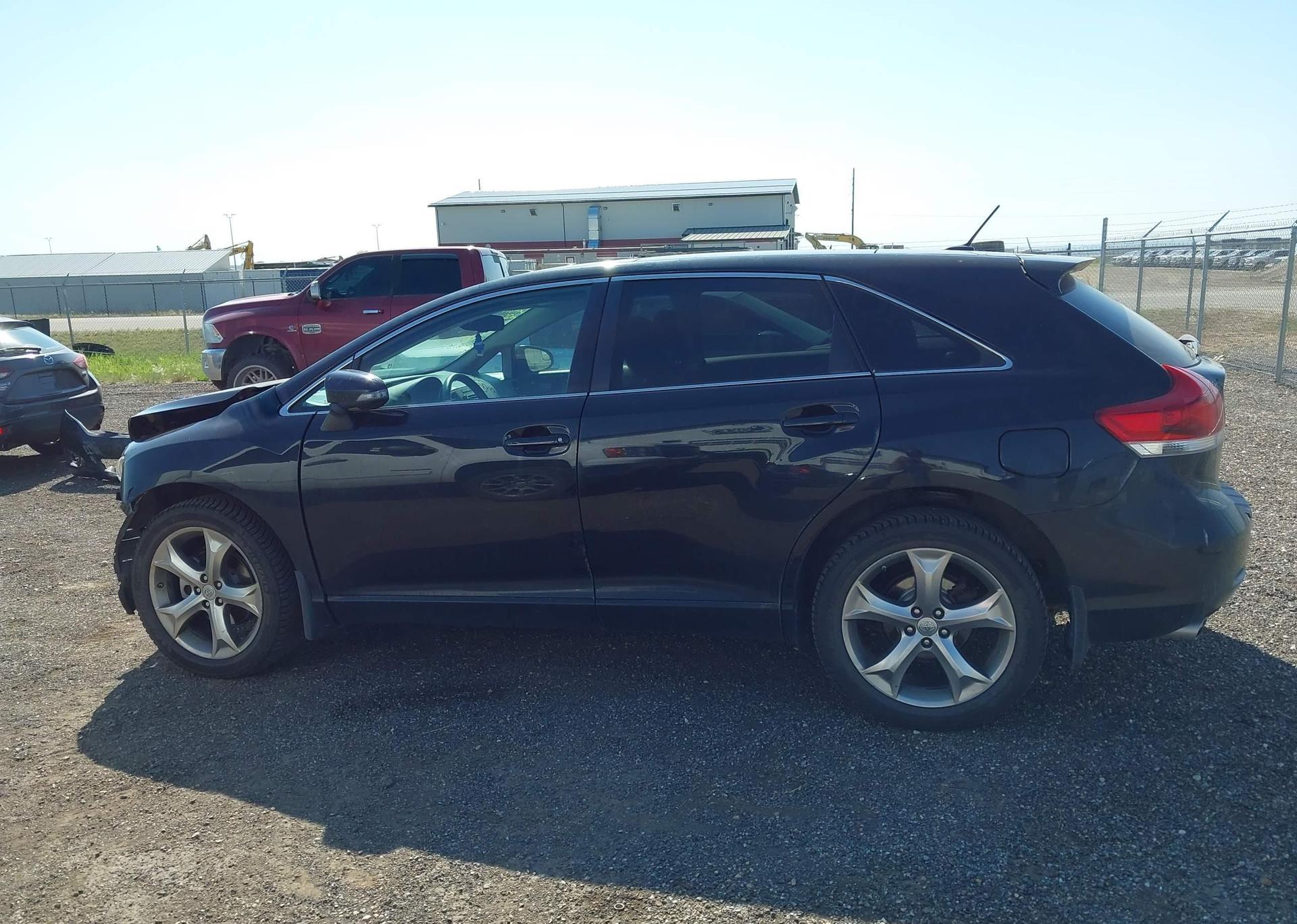 2016 TOYOTA VENZA XLE