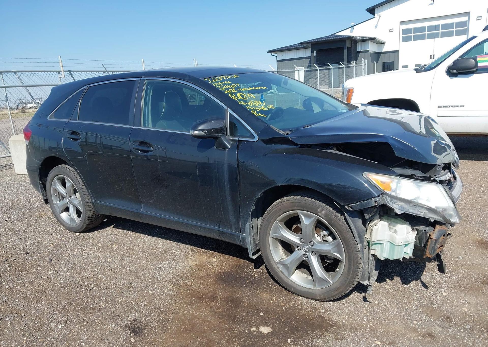 2016 TOYOTA VENZA XLE