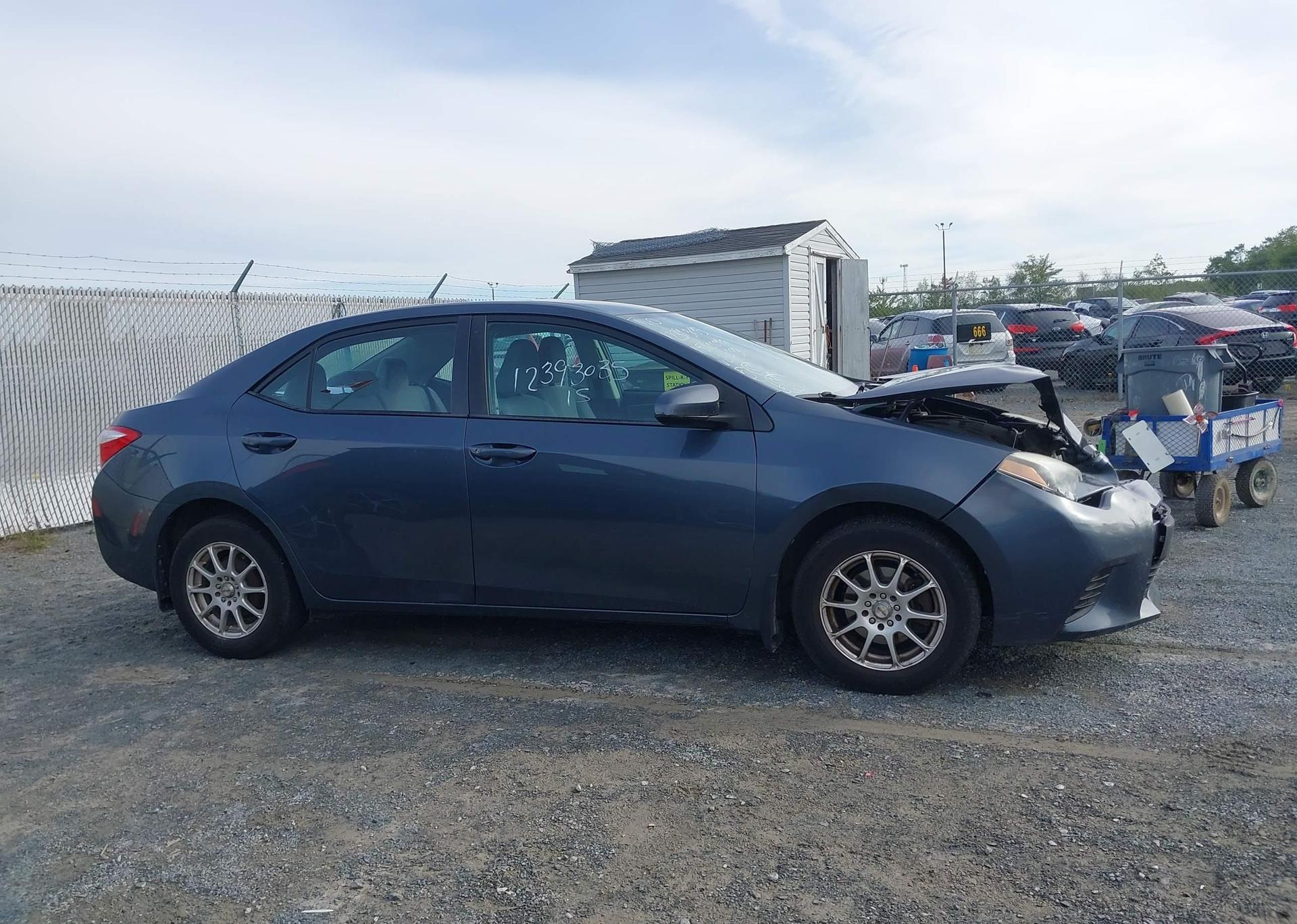 2015 TOYOTA COROLLA CE