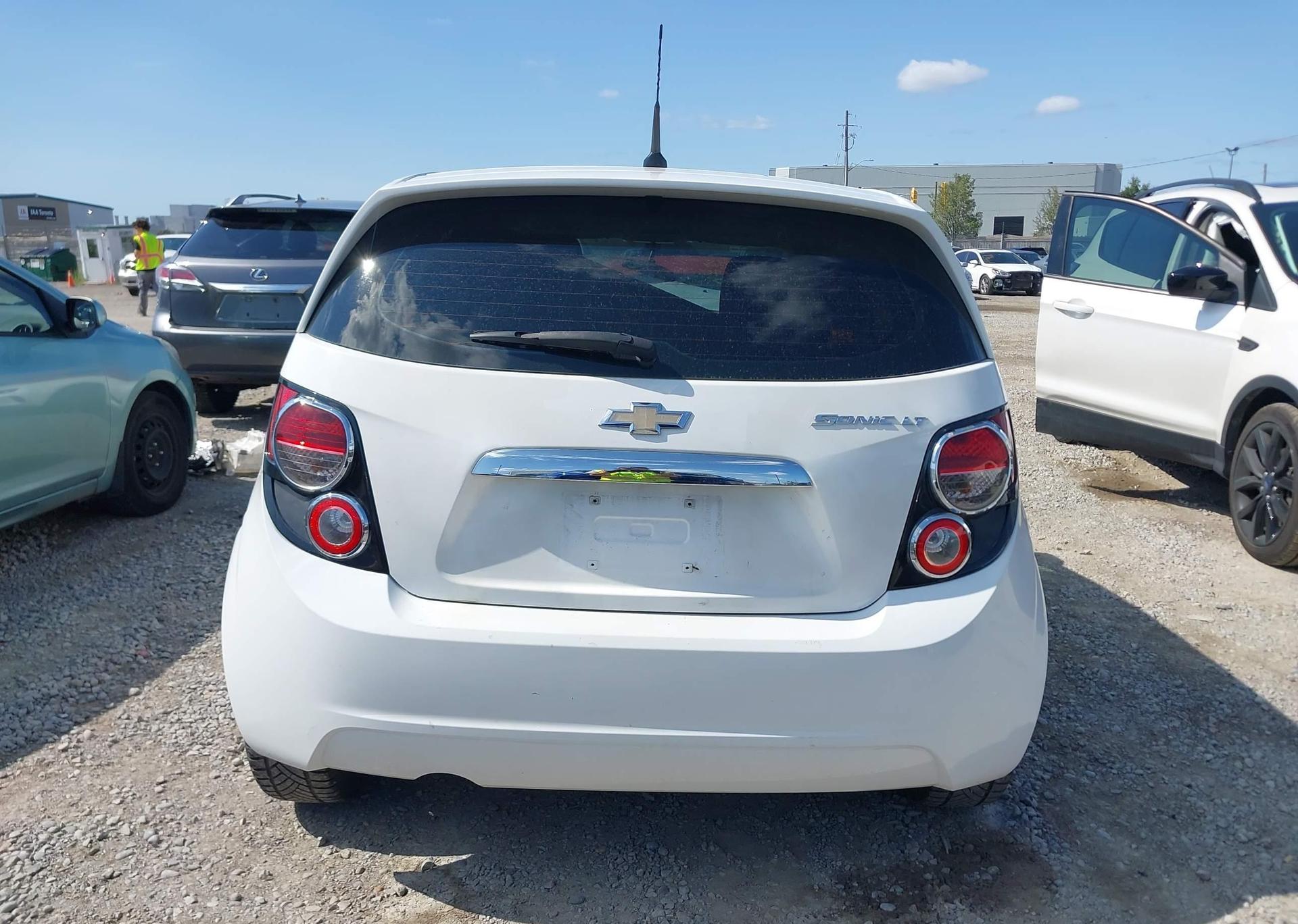 2014 CHEVROLET SONIC LT AUTO