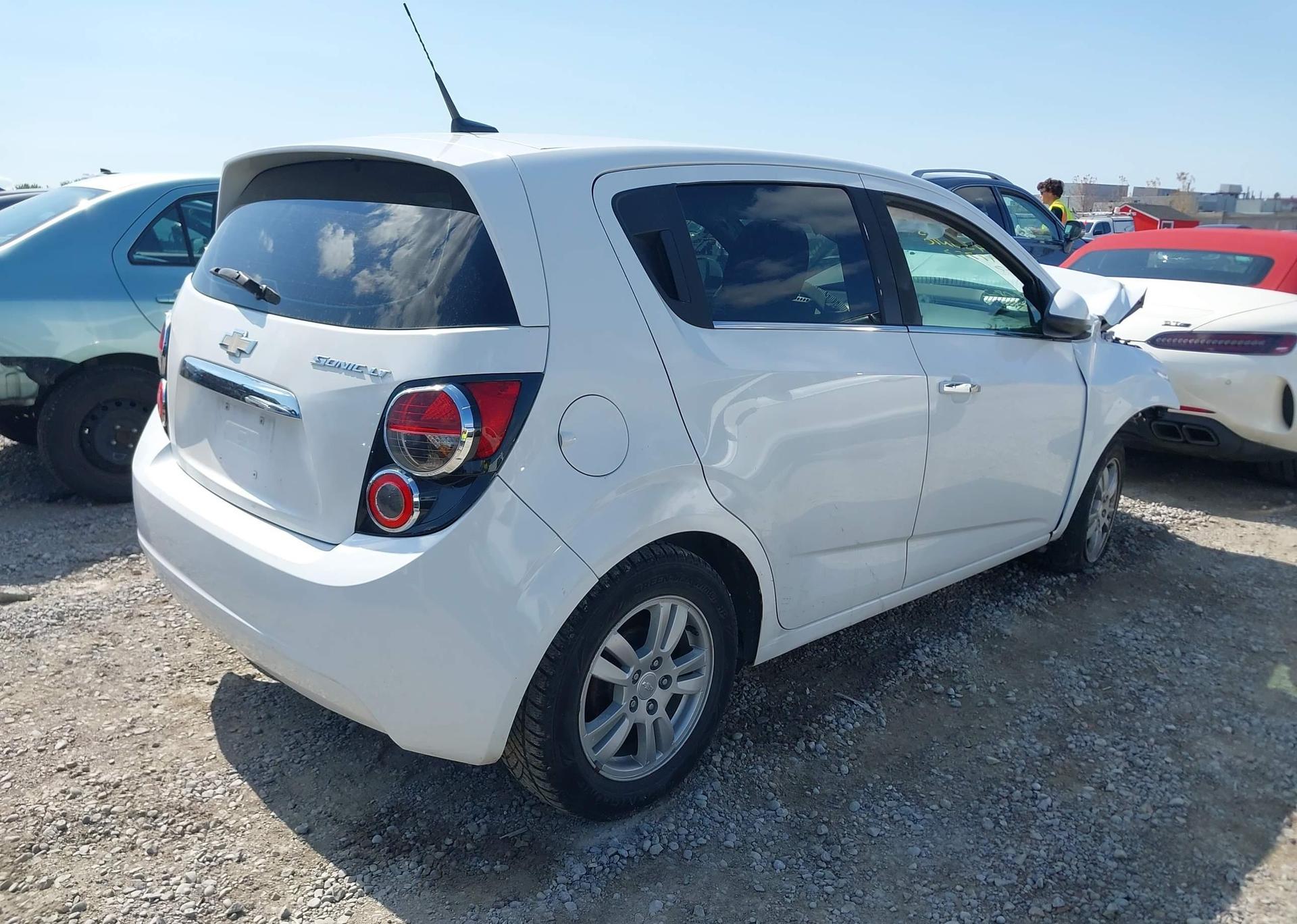 2014 CHEVROLET SONIC LT AUTO