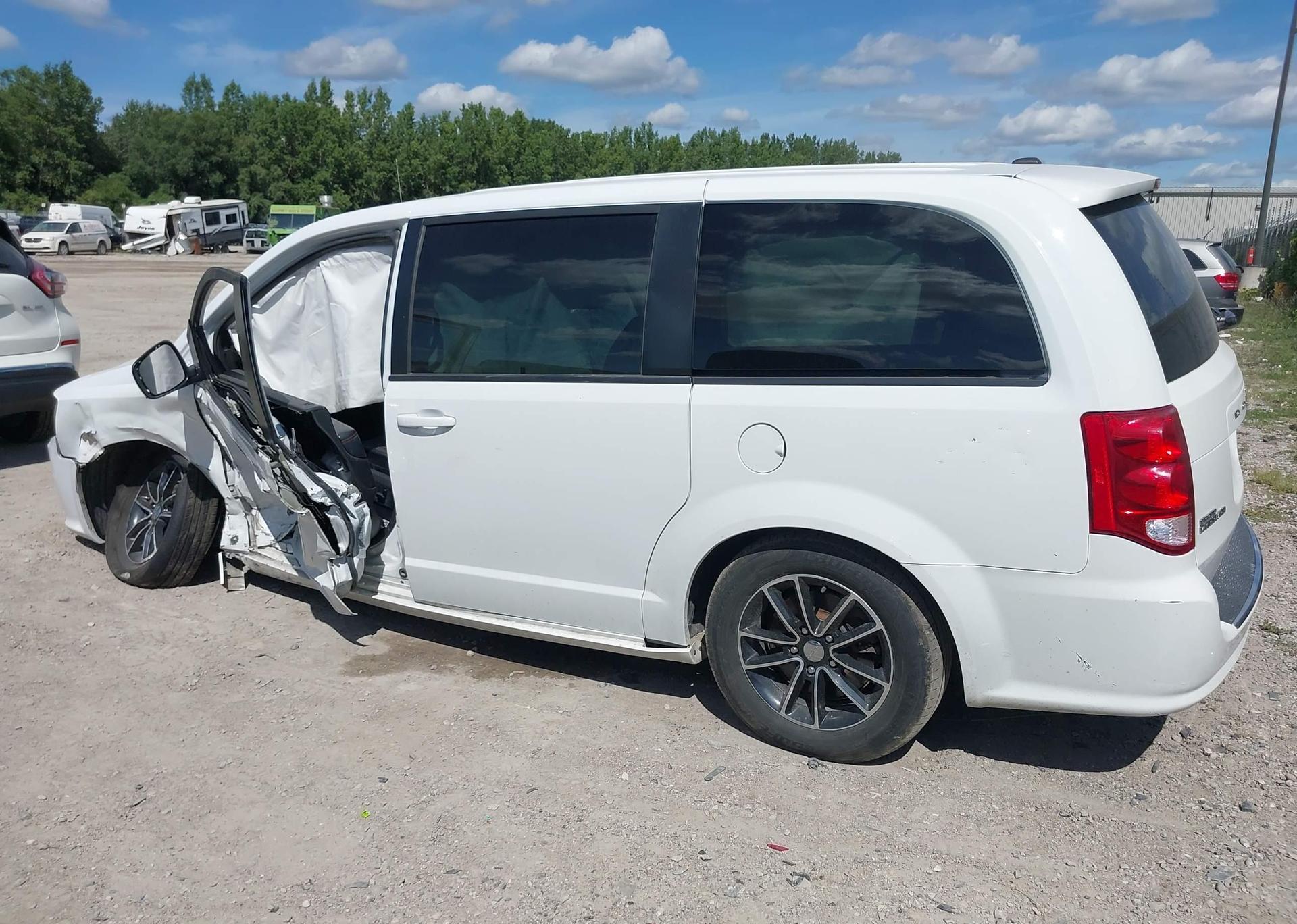 2019 DODGE GRAND CARAVAN GT