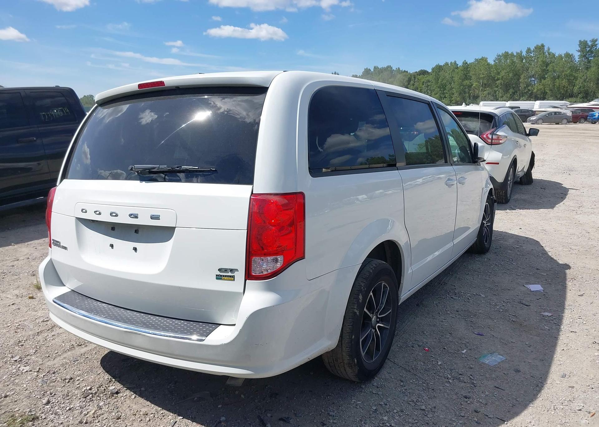 2019 DODGE GRAND CARAVAN GT