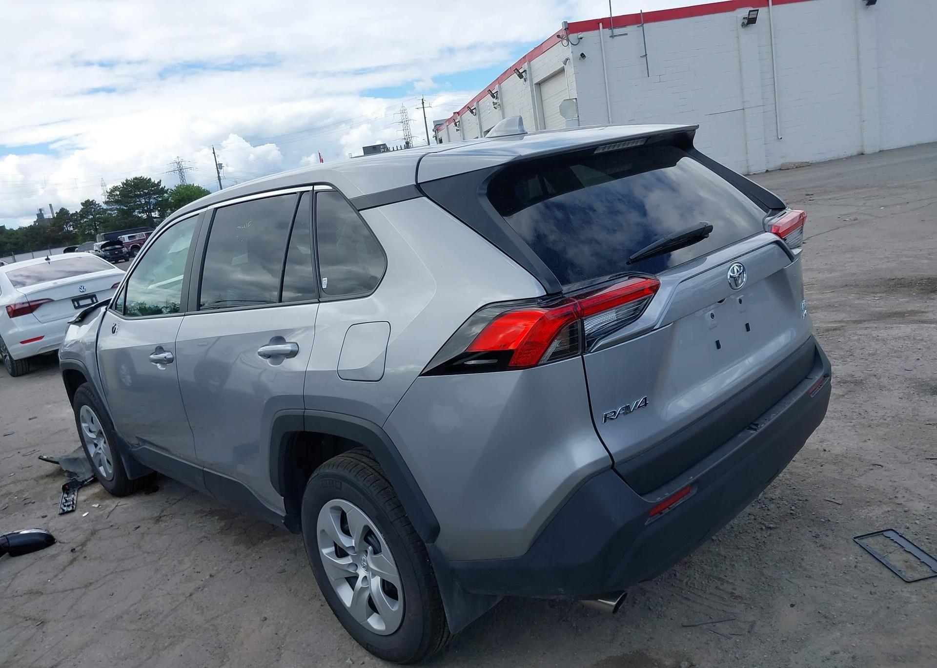 2025 TOYOTA RAV4 LE