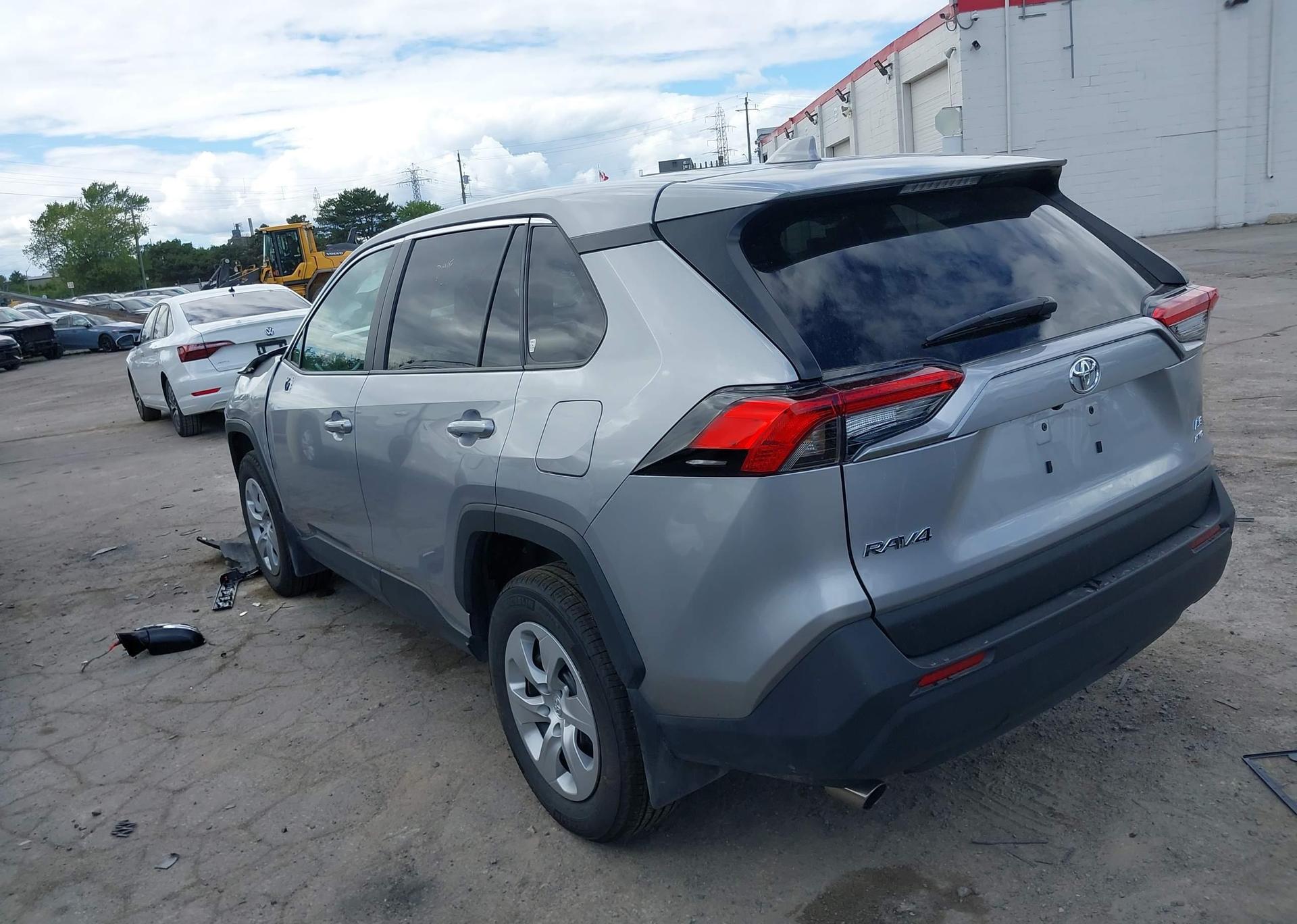 2025 TOYOTA RAV4 LE