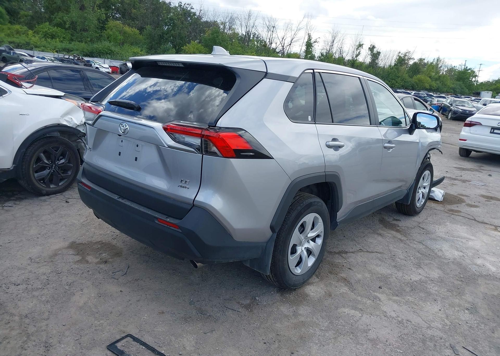 2025 TOYOTA RAV4 LE