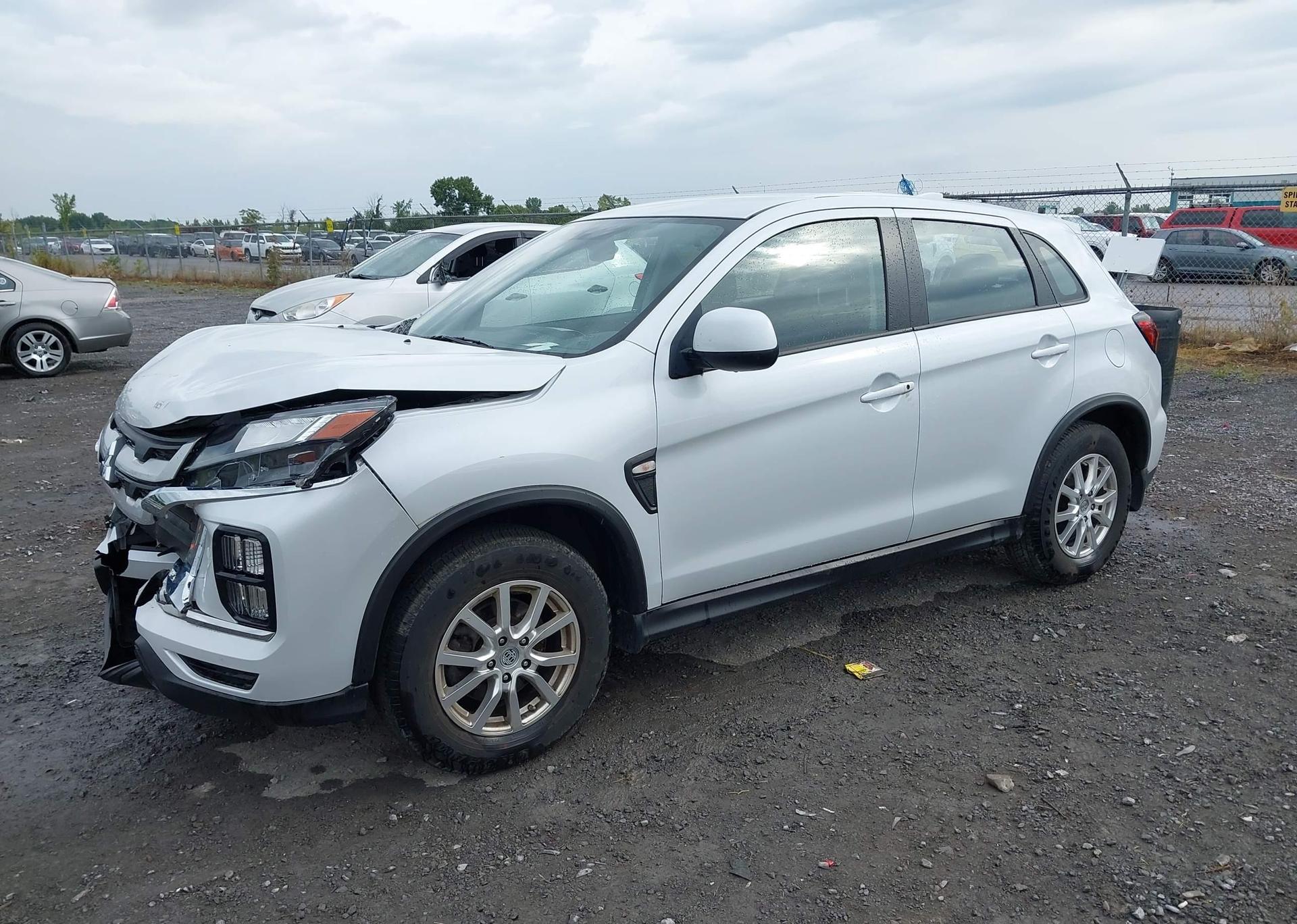 2022 MITSUBISHI RVR ES