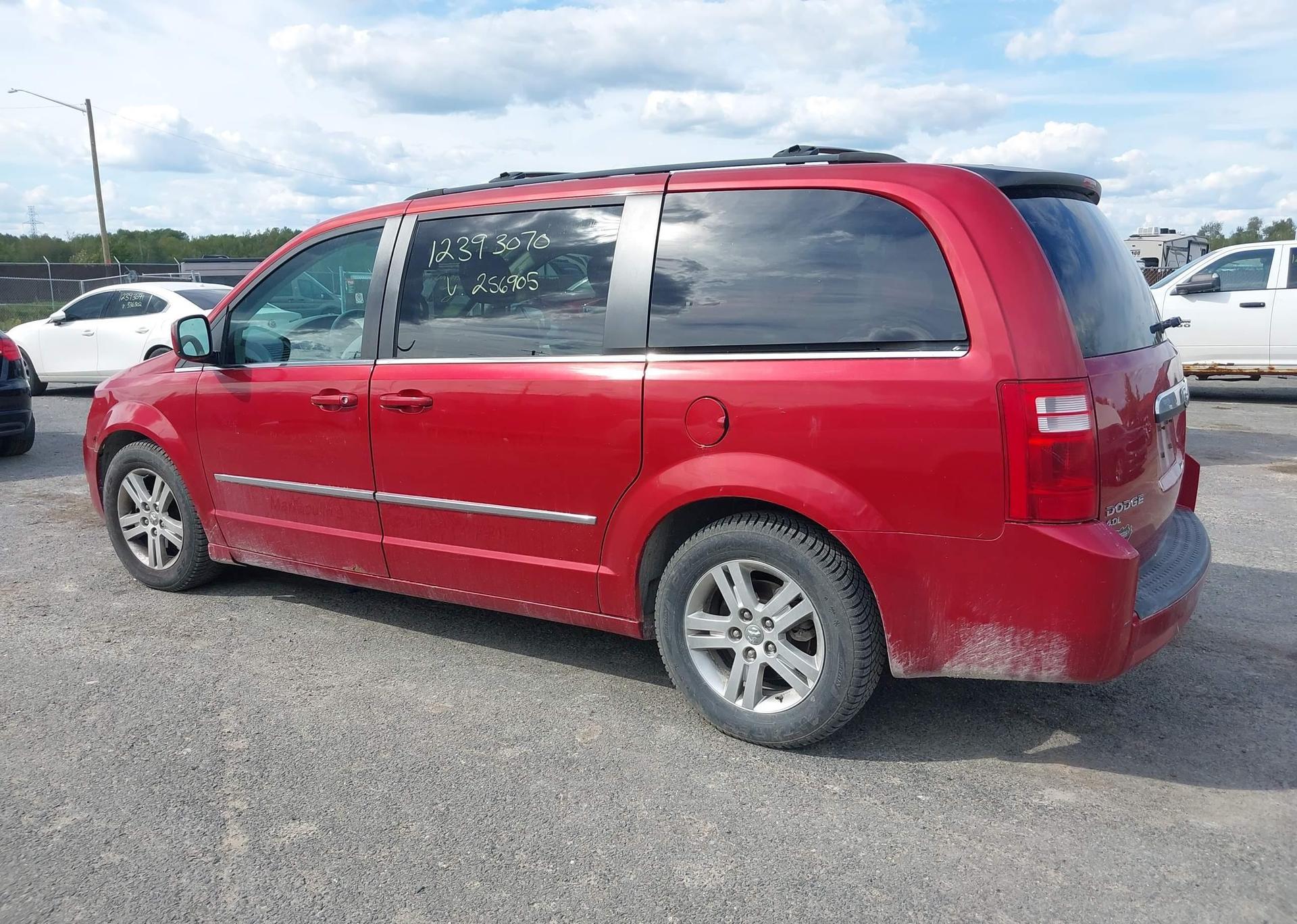 2010 DODGE GRAND CARAVAN SE