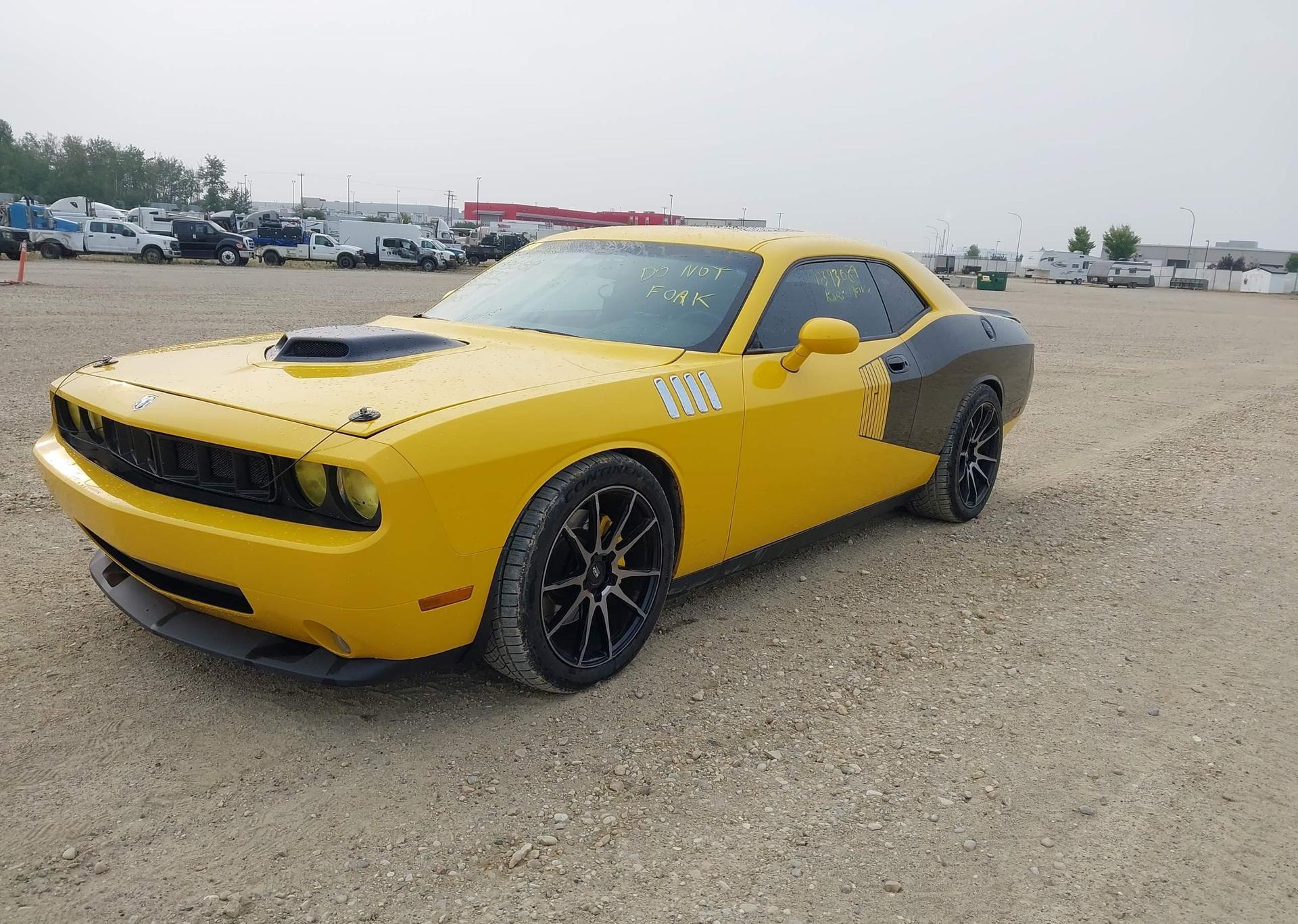 2010 DODGE CHALLENGER SRT-8