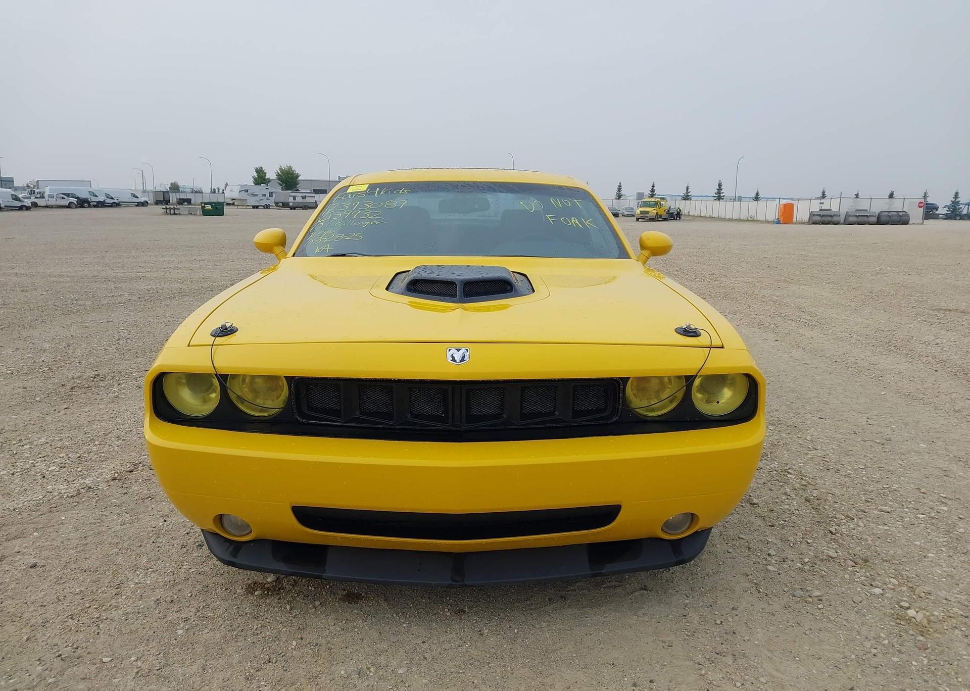 2010 DODGE CHALLENGER SRT-8
