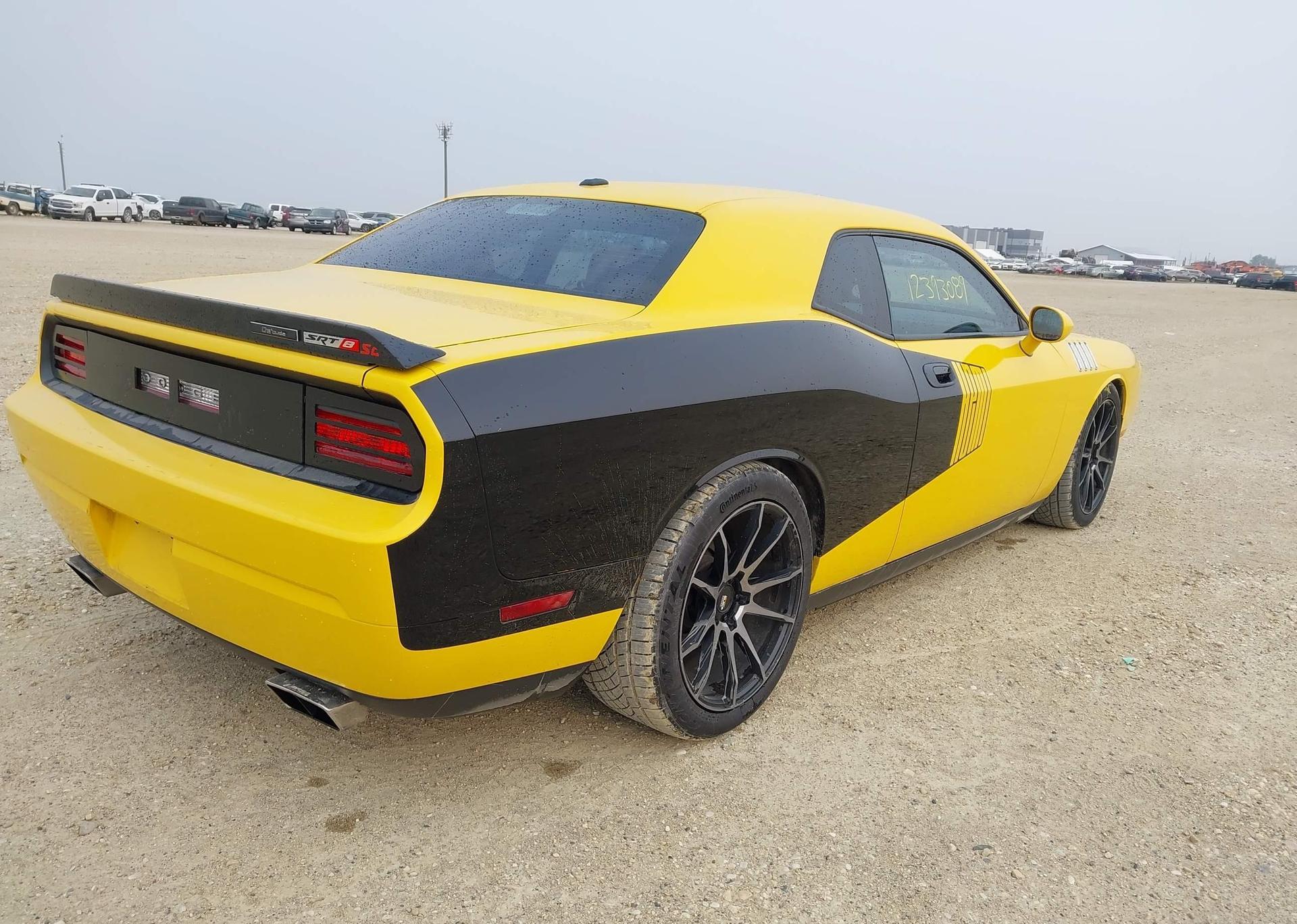 2010 DODGE CHALLENGER SRT-8