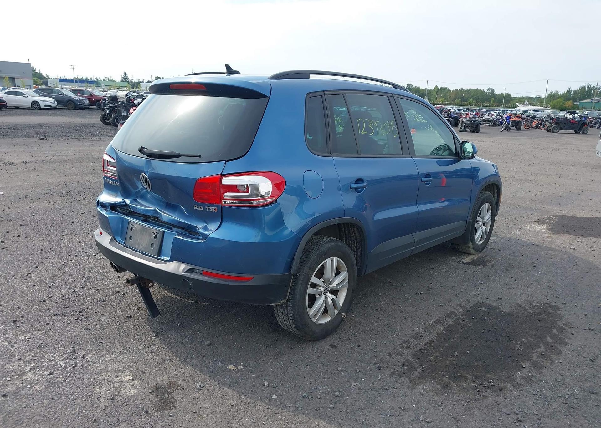 2017 VOLKSWAGEN TIGUAN TRENDLINE