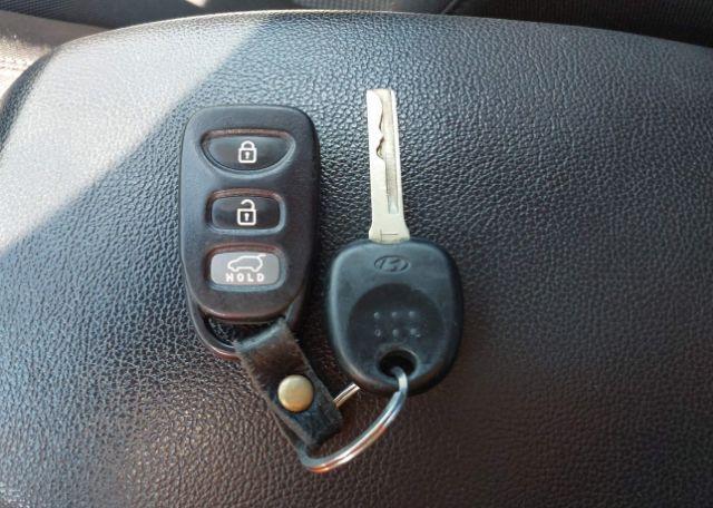 2013 HYUNDAI ELANTRA GT GLS