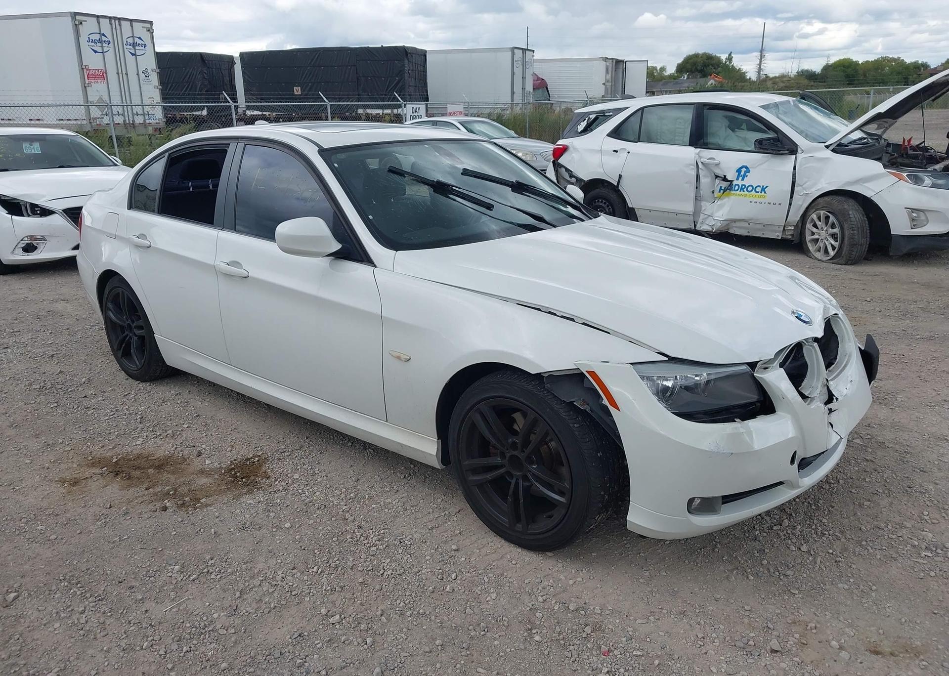 2011 BMW 323I