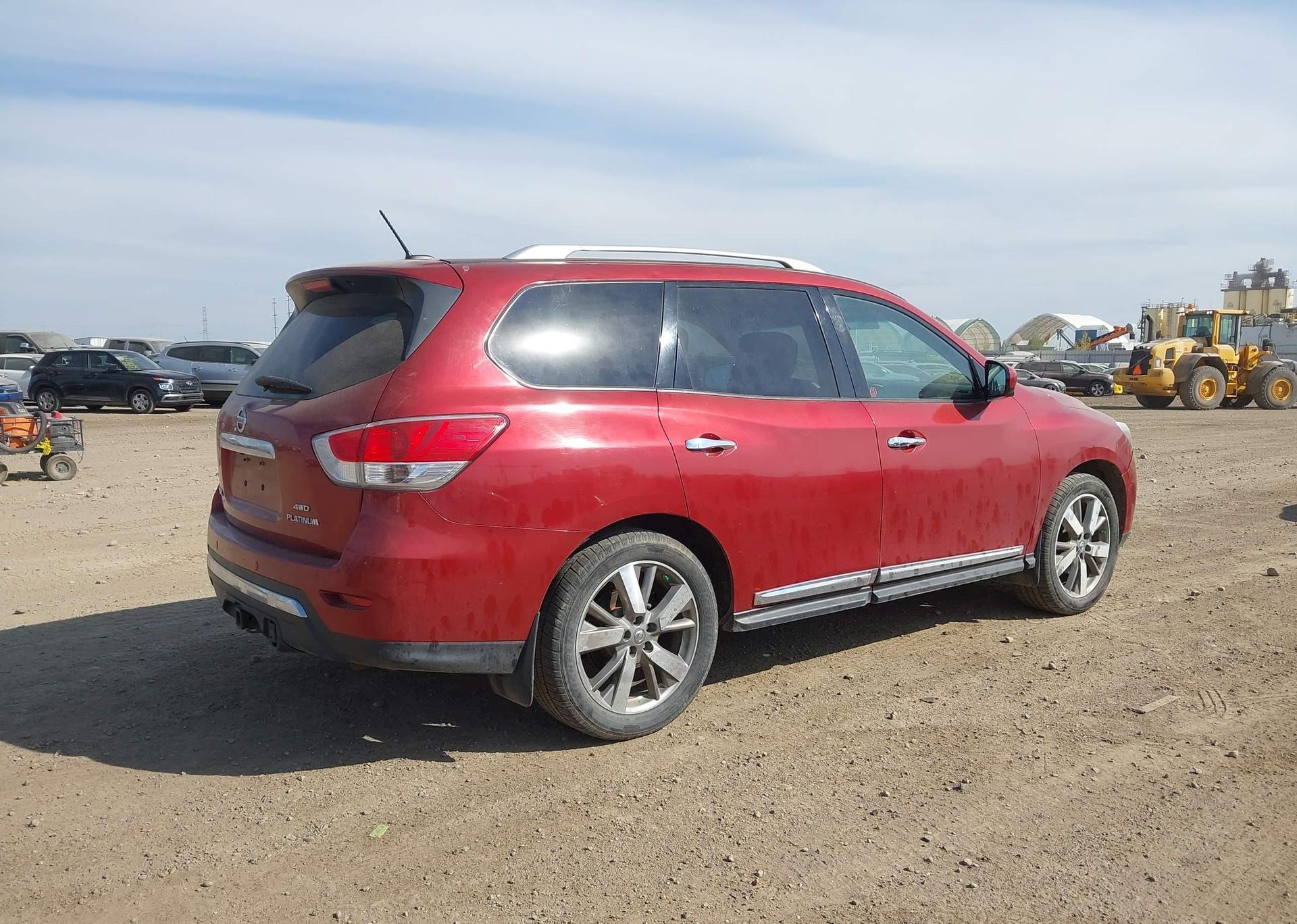 2015 NISSAN PATHFINDER PLATINUM