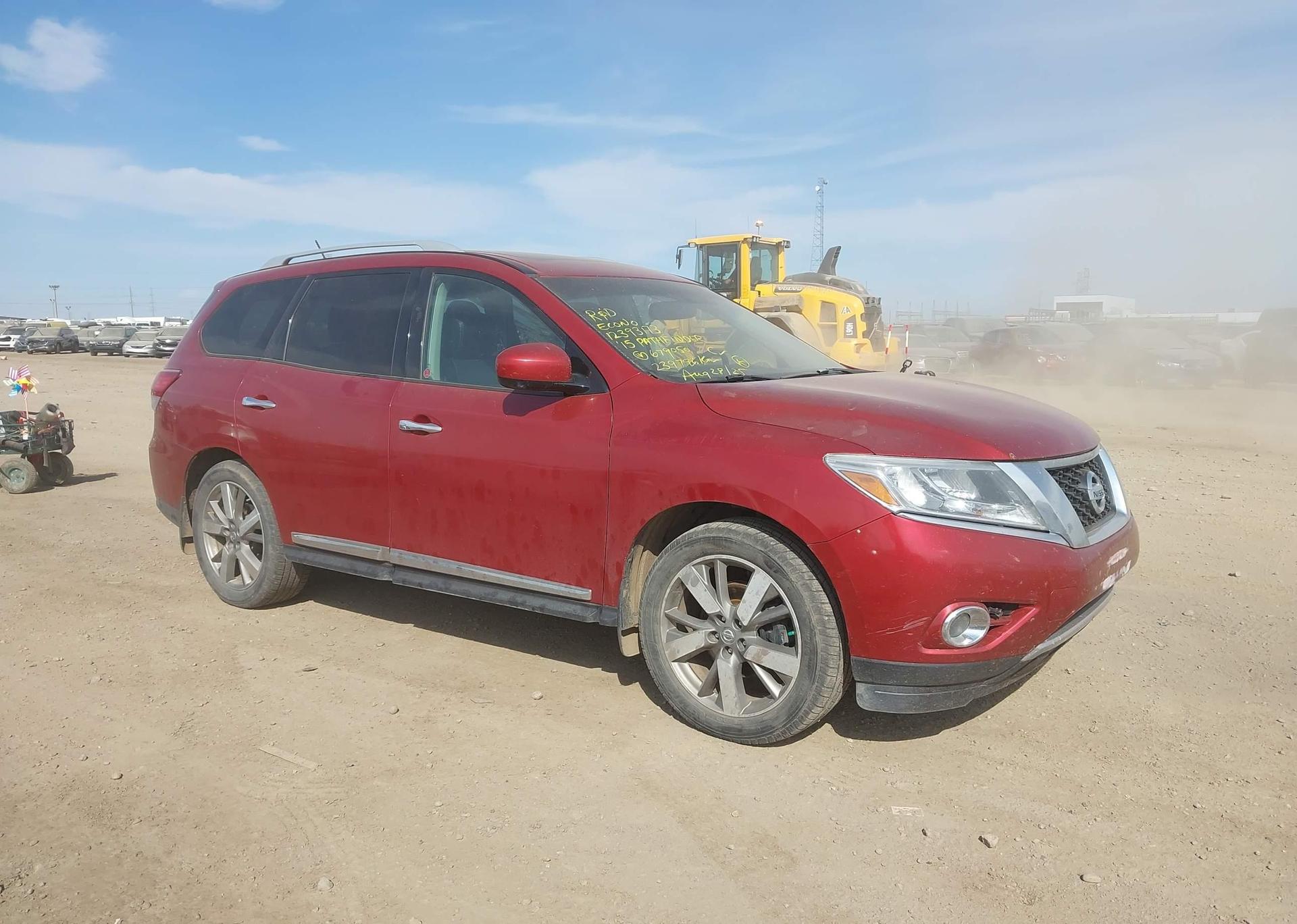 2015 NISSAN PATHFINDER PLATINUM