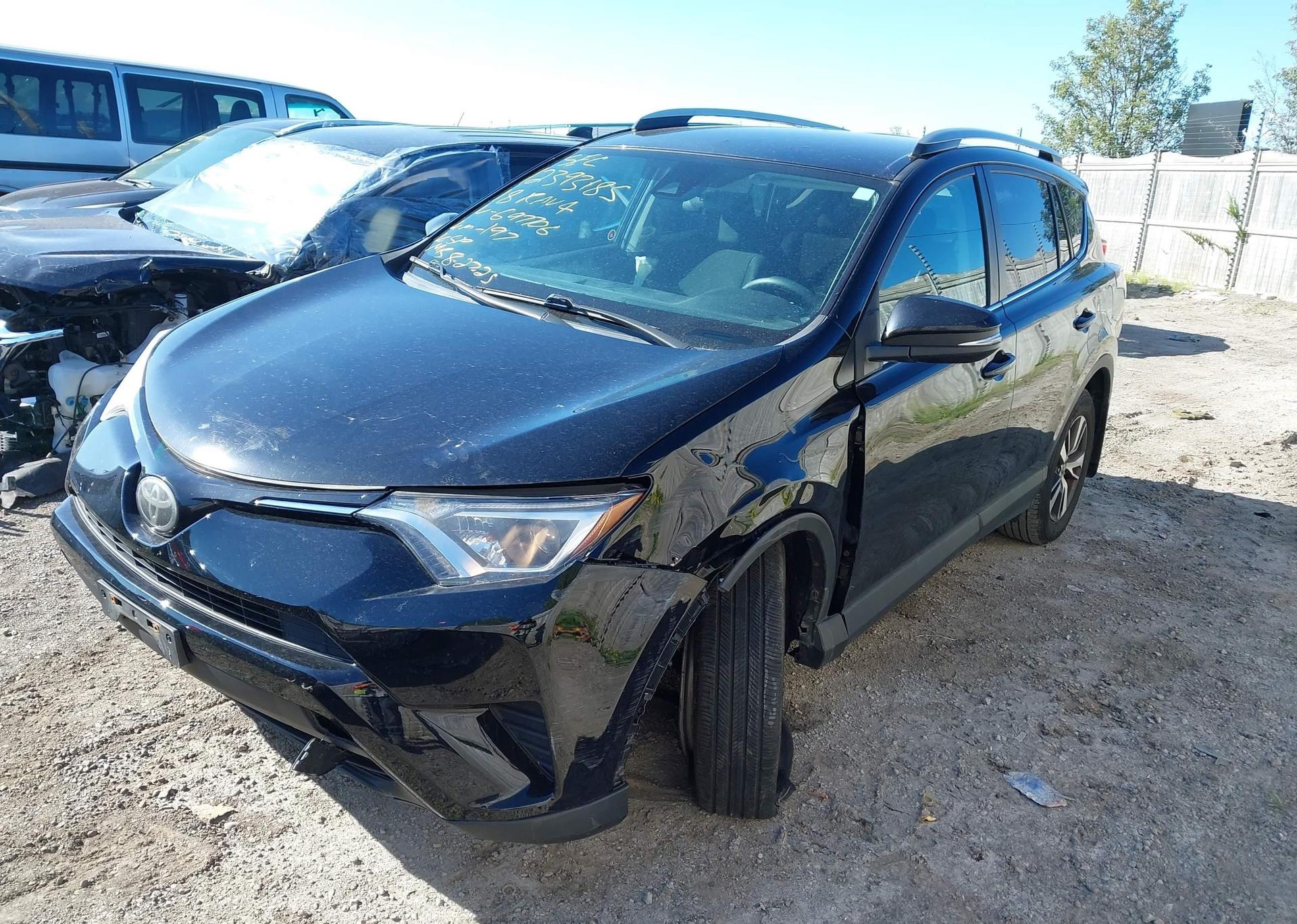 2018 TOYOTA RAV4 LE