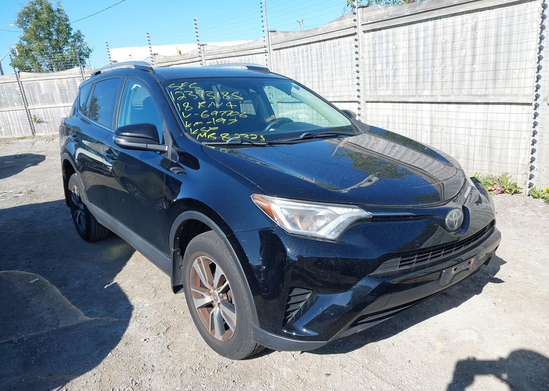 2018 TOYOTA RAV4 LE