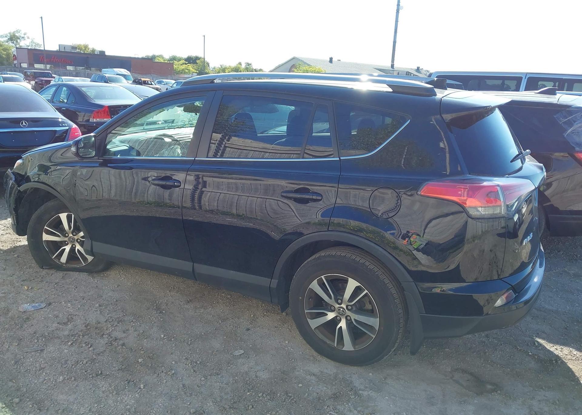 2018 TOYOTA RAV4 LE