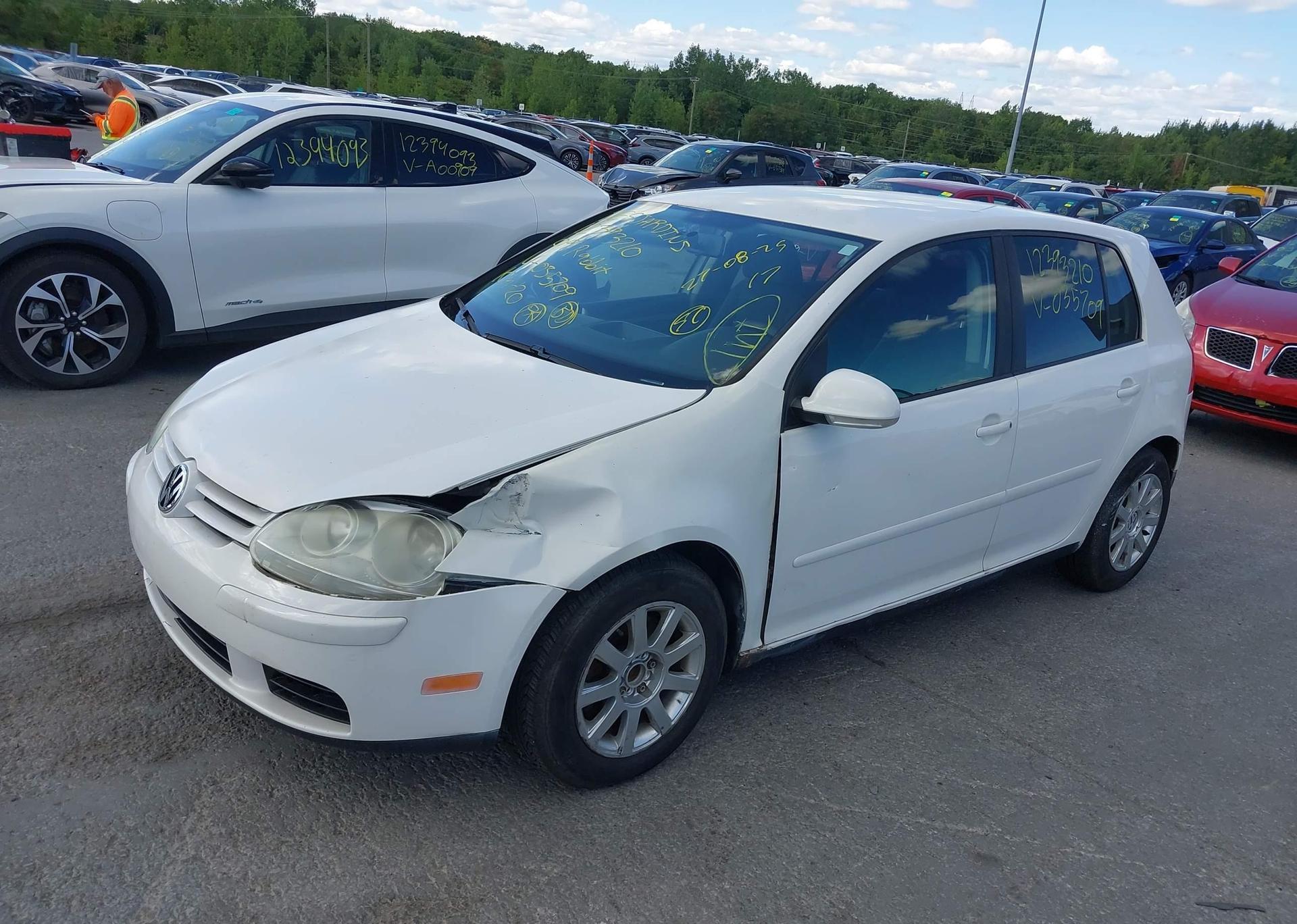 2009 VOLKSWAGEN RABBIT 5-DOOR COMFORTLINE