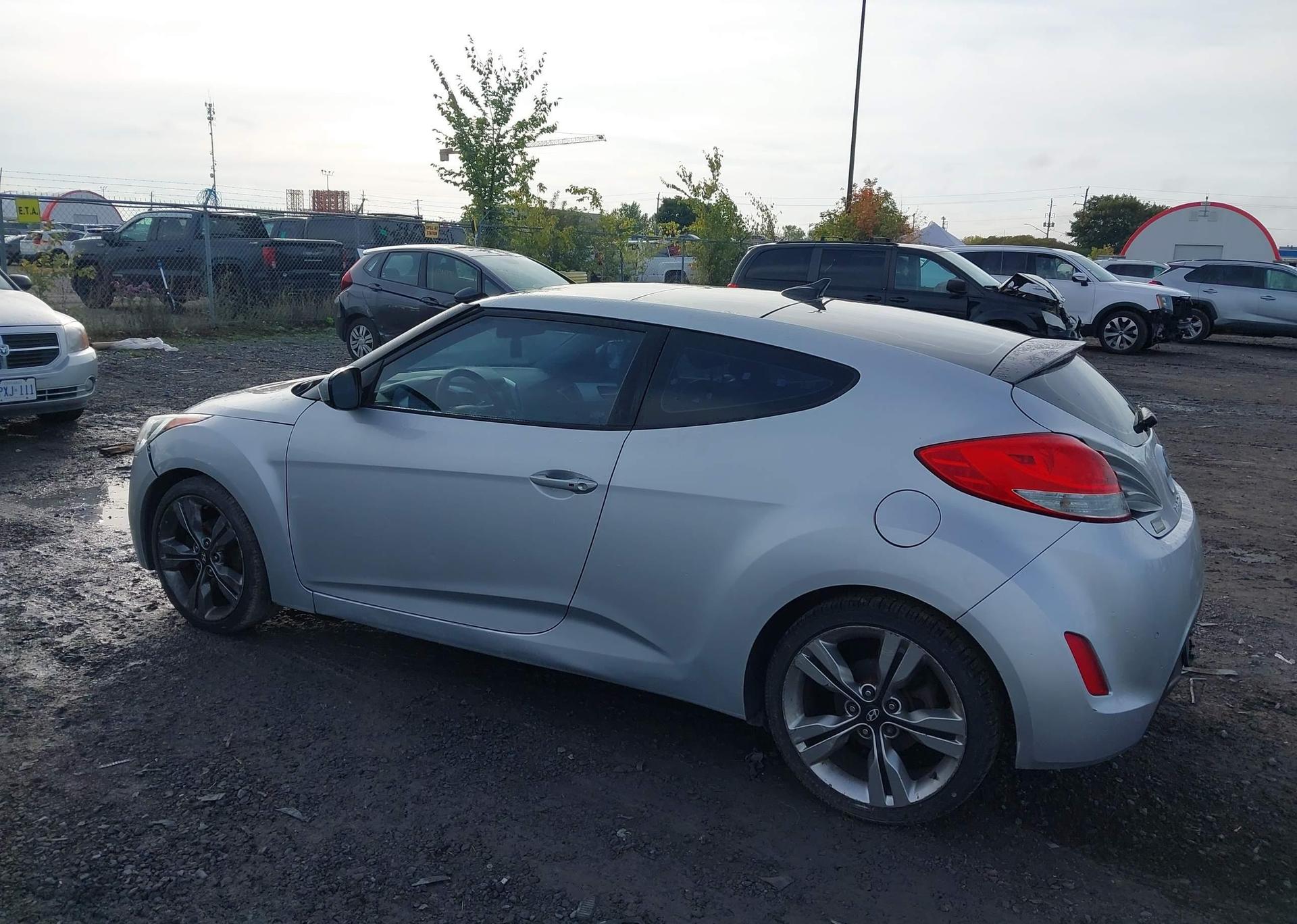 2013 HYUNDAI VELOSTER