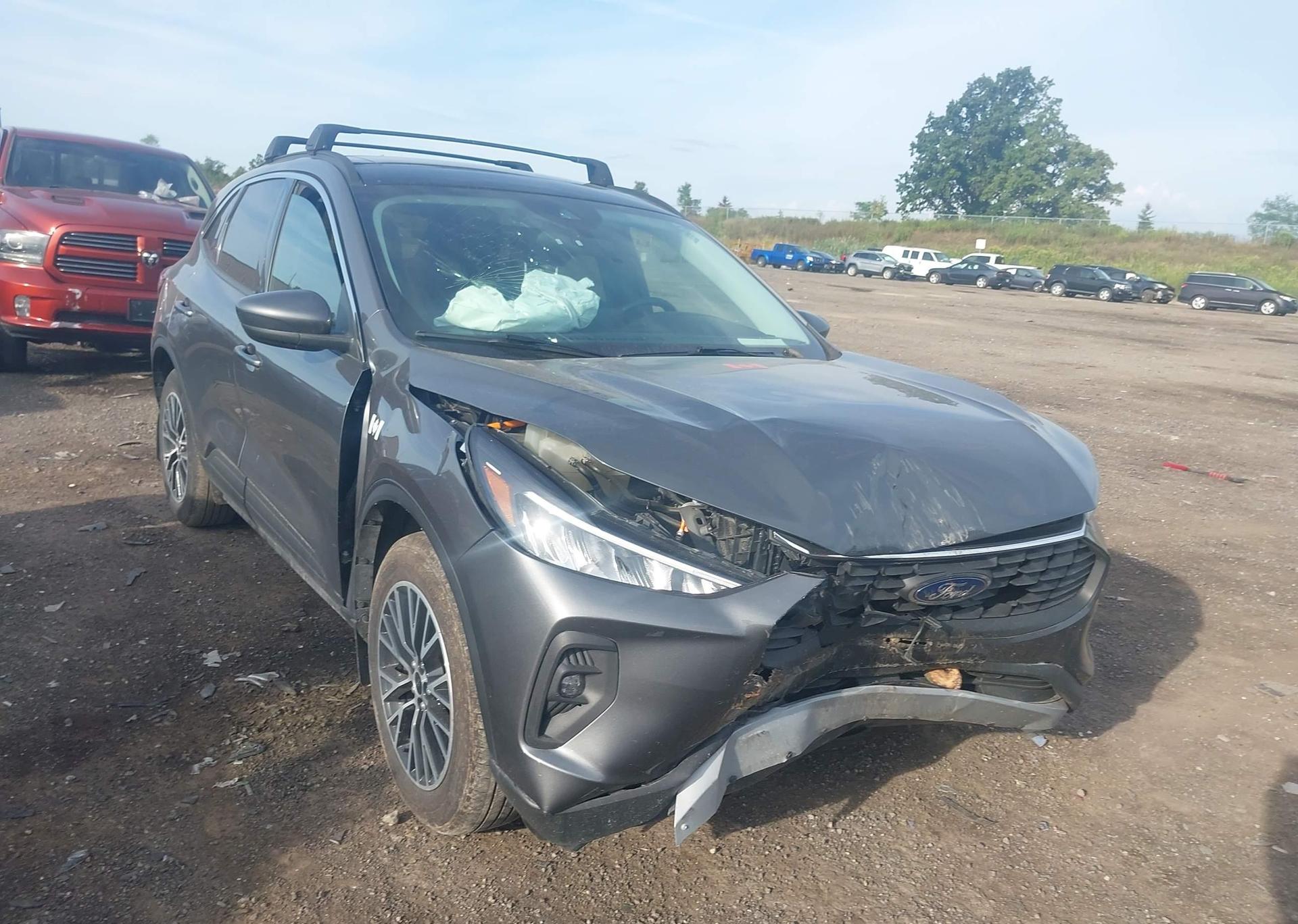 2023 FORD ESCAPE PHEV