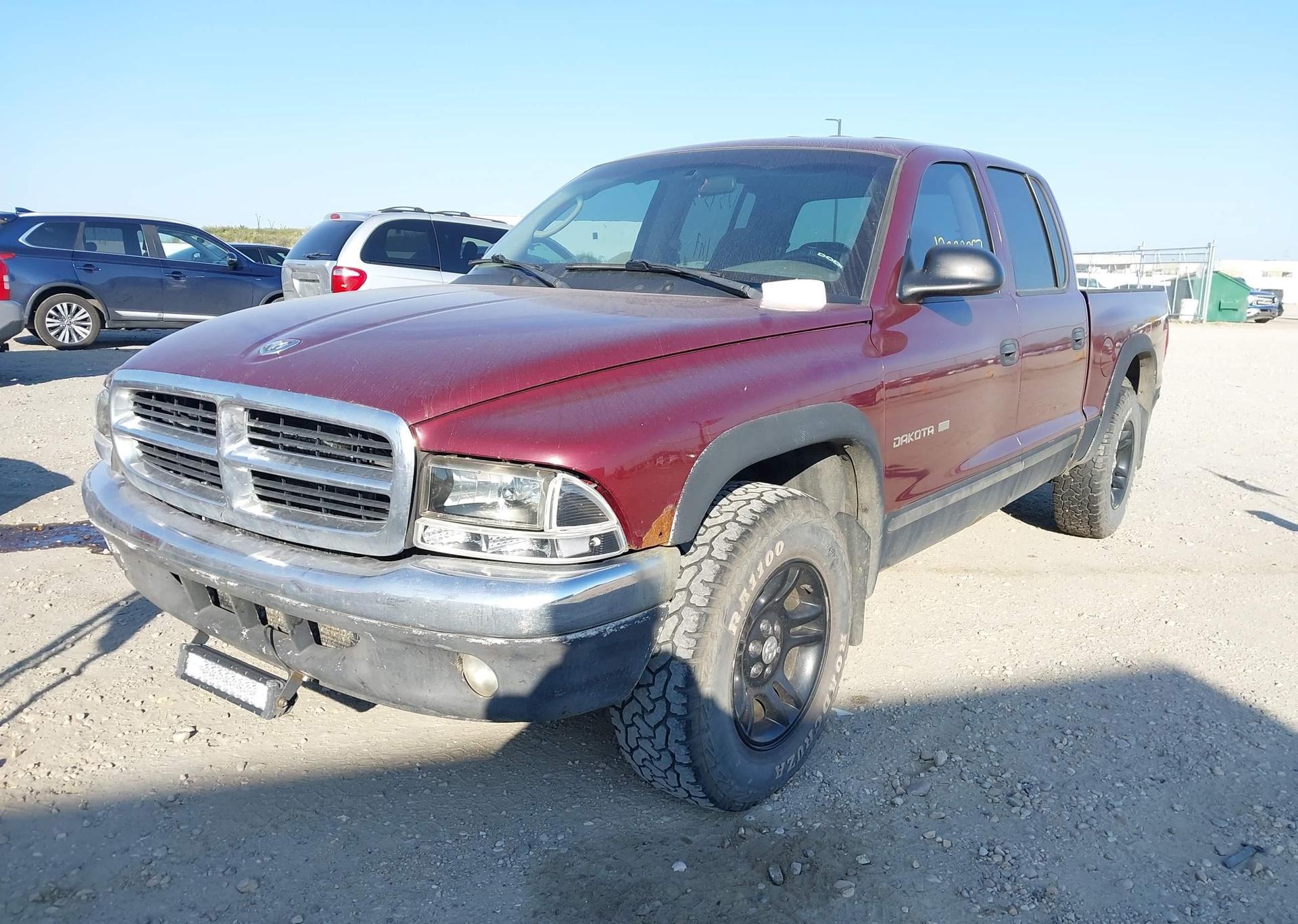 2002 DODGE DAKOTA QUAD SLT