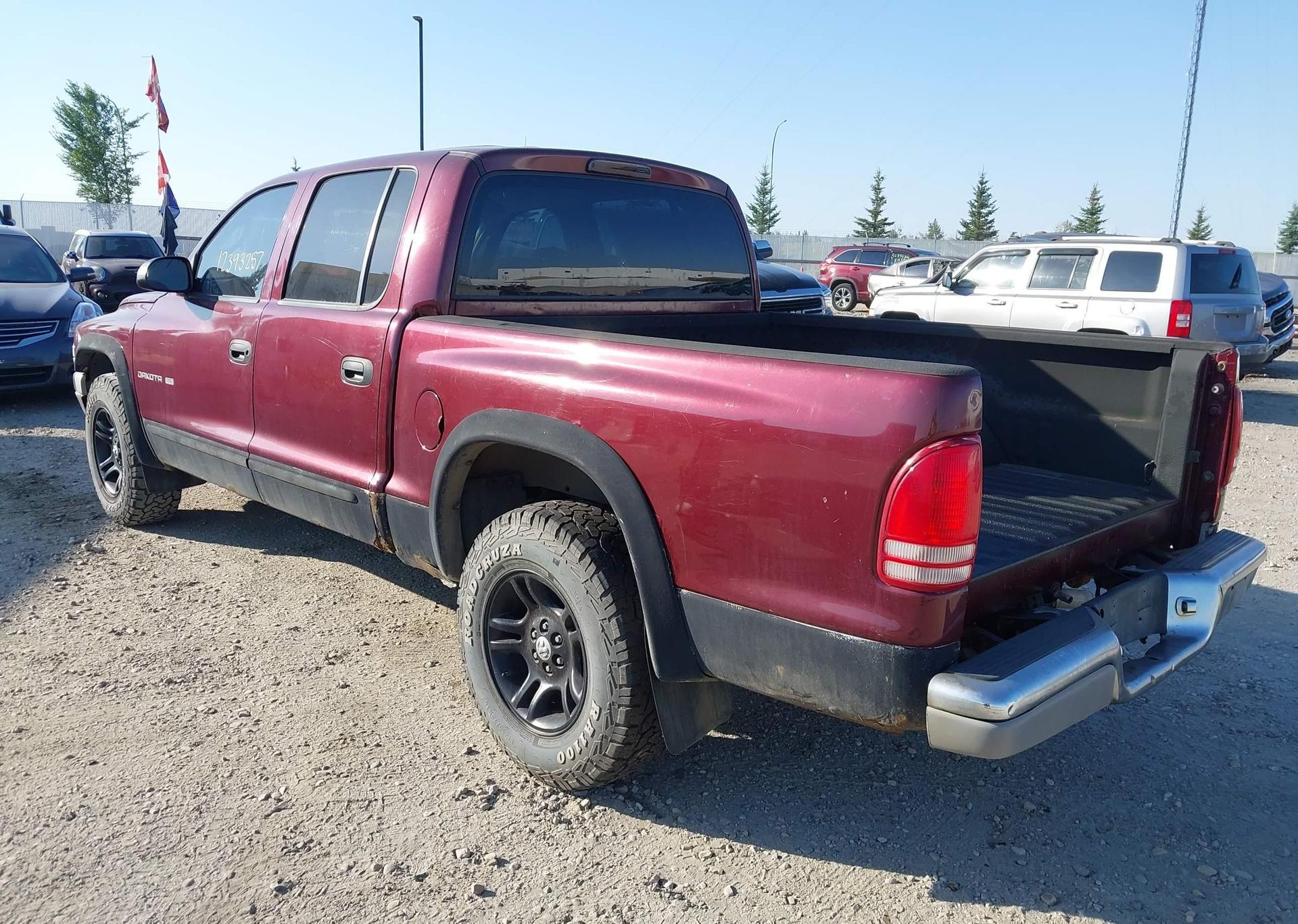 2002 DODGE DAKOTA QUAD SLT