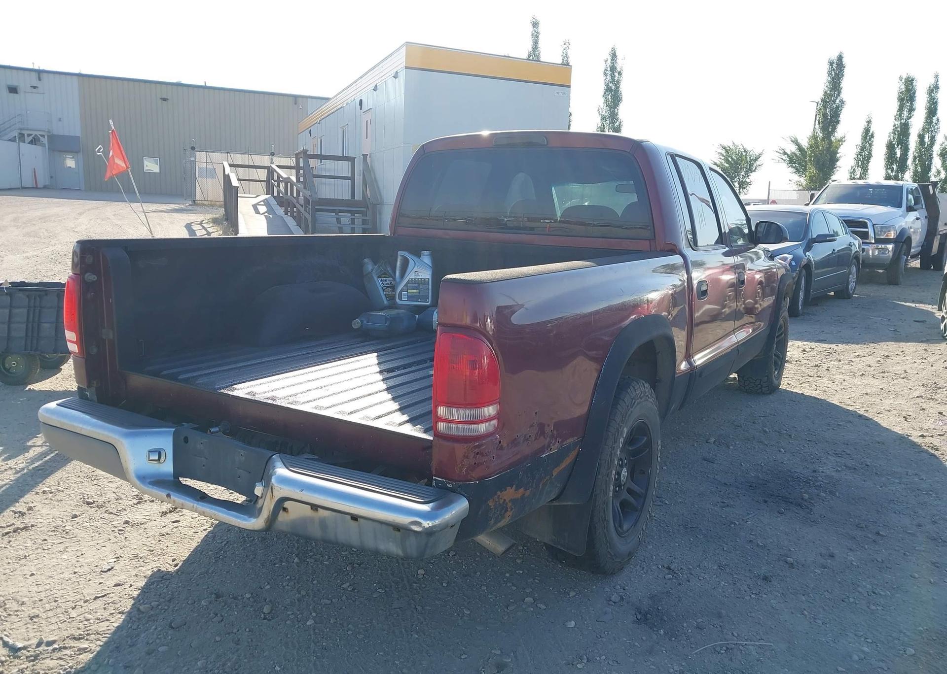 2002 DODGE DAKOTA QUAD SLT