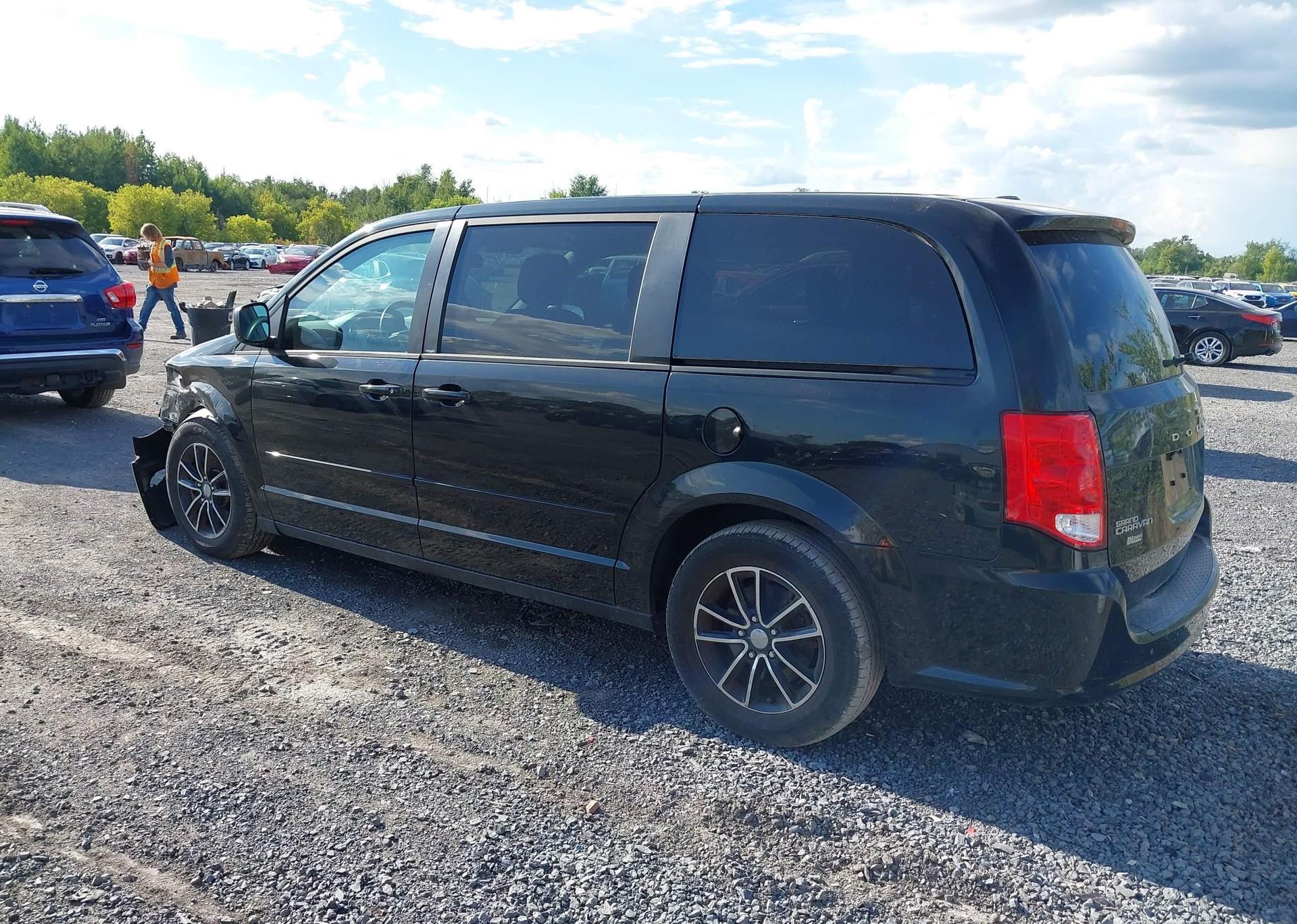 2014 DODGE GRAND CARAVAN SE