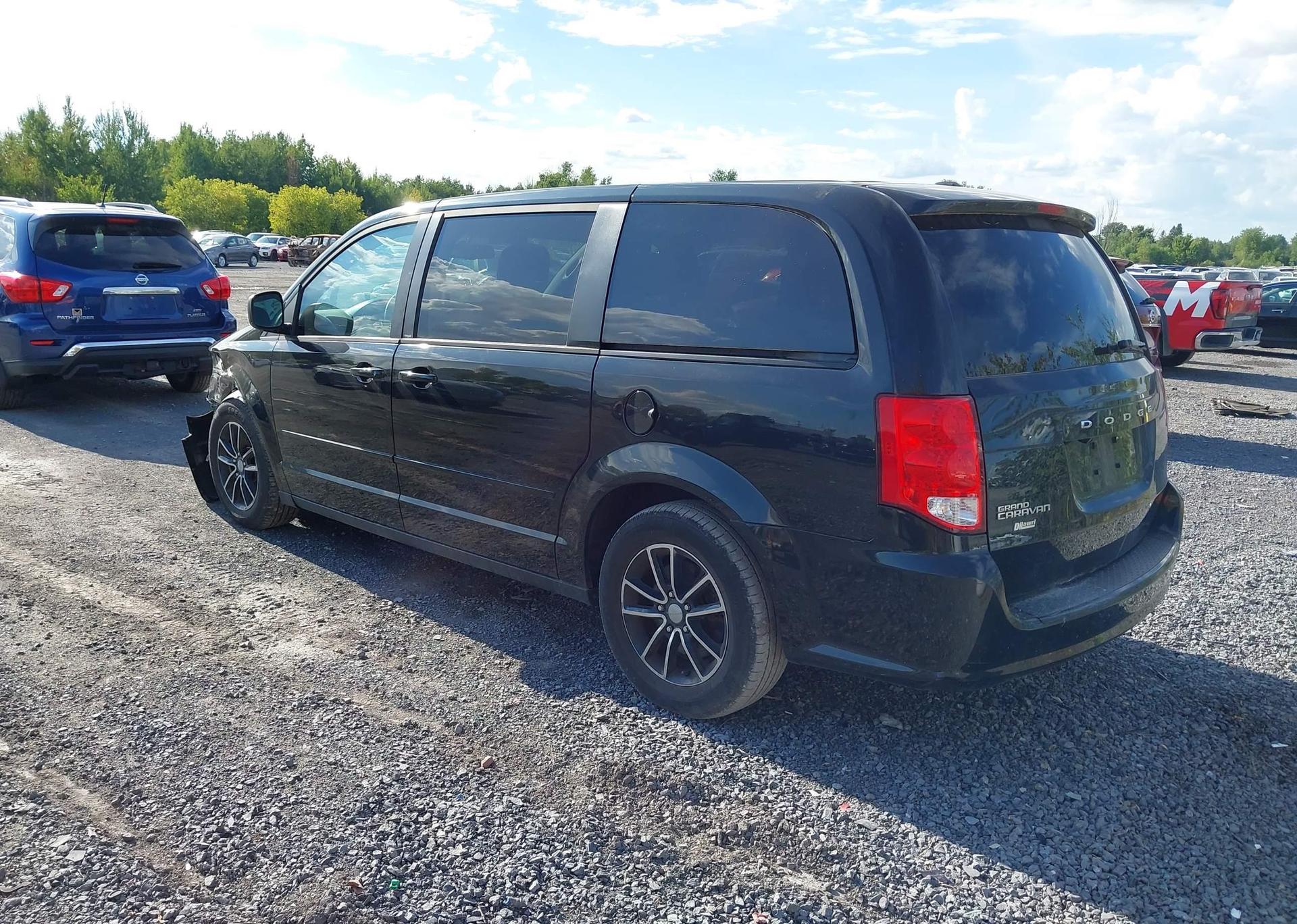 2014 DODGE GRAND CARAVAN SE