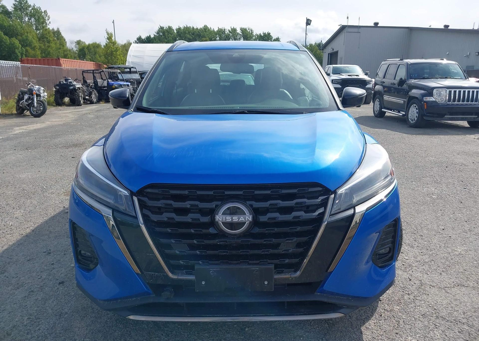 2023 NISSAN KICKS