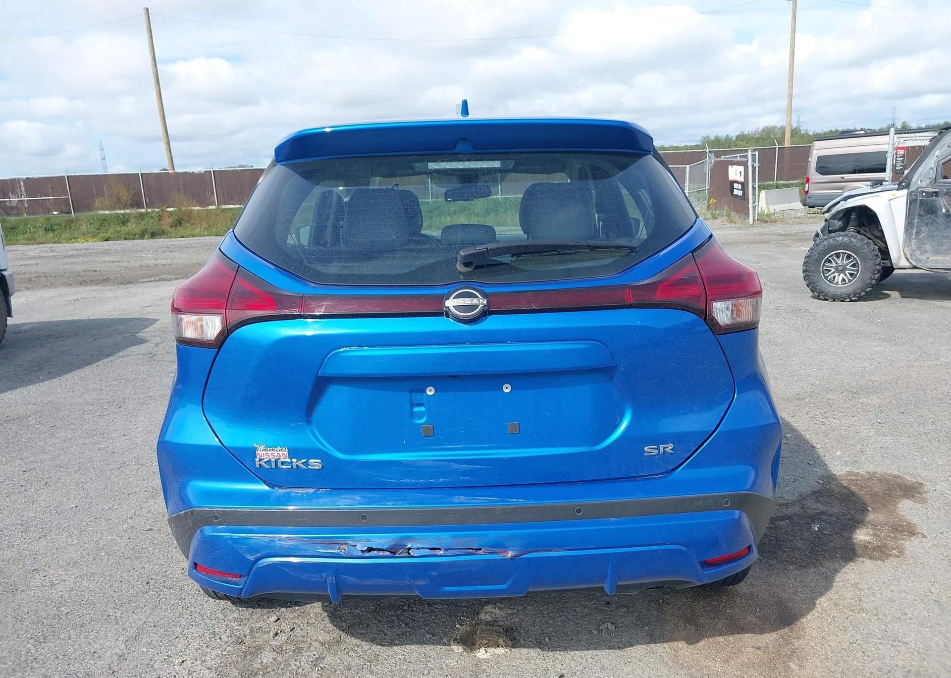 2023 NISSAN KICKS