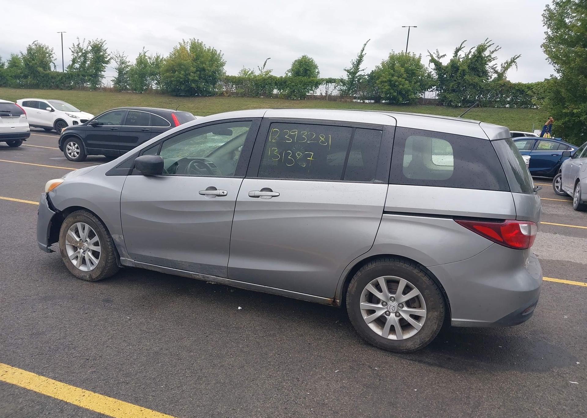 2012 MAZDA MAZDA5