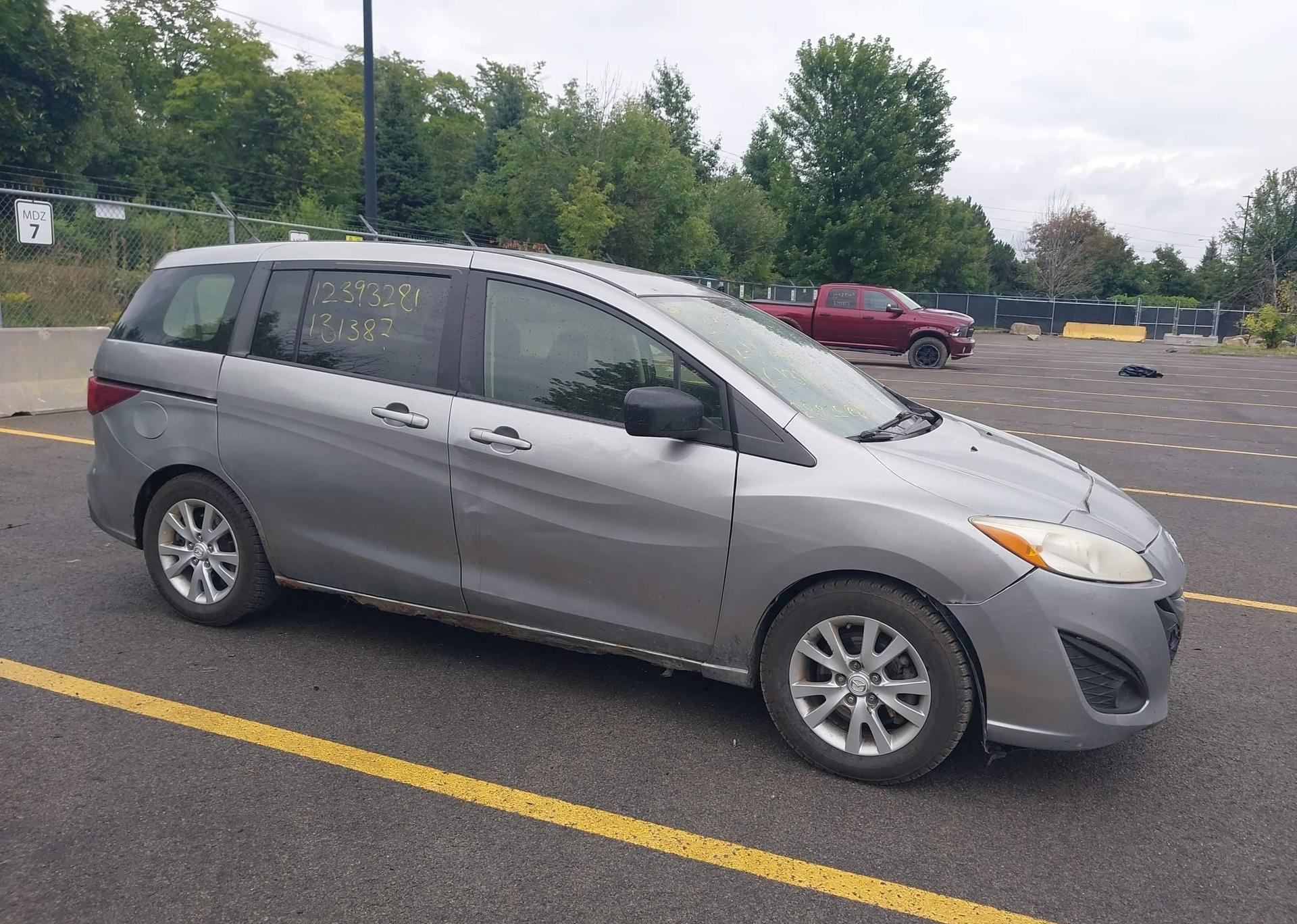2012 MAZDA MAZDA5