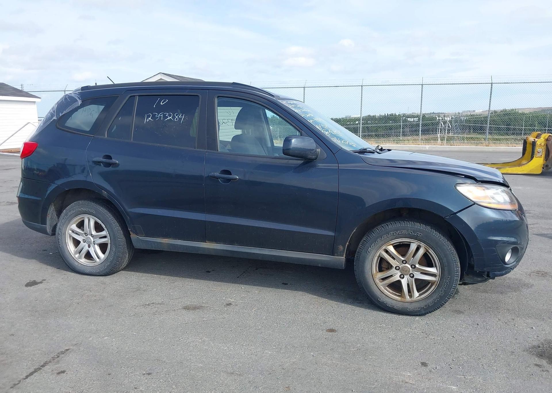 2010 HYUNDAI SANTA FE GL 3.5