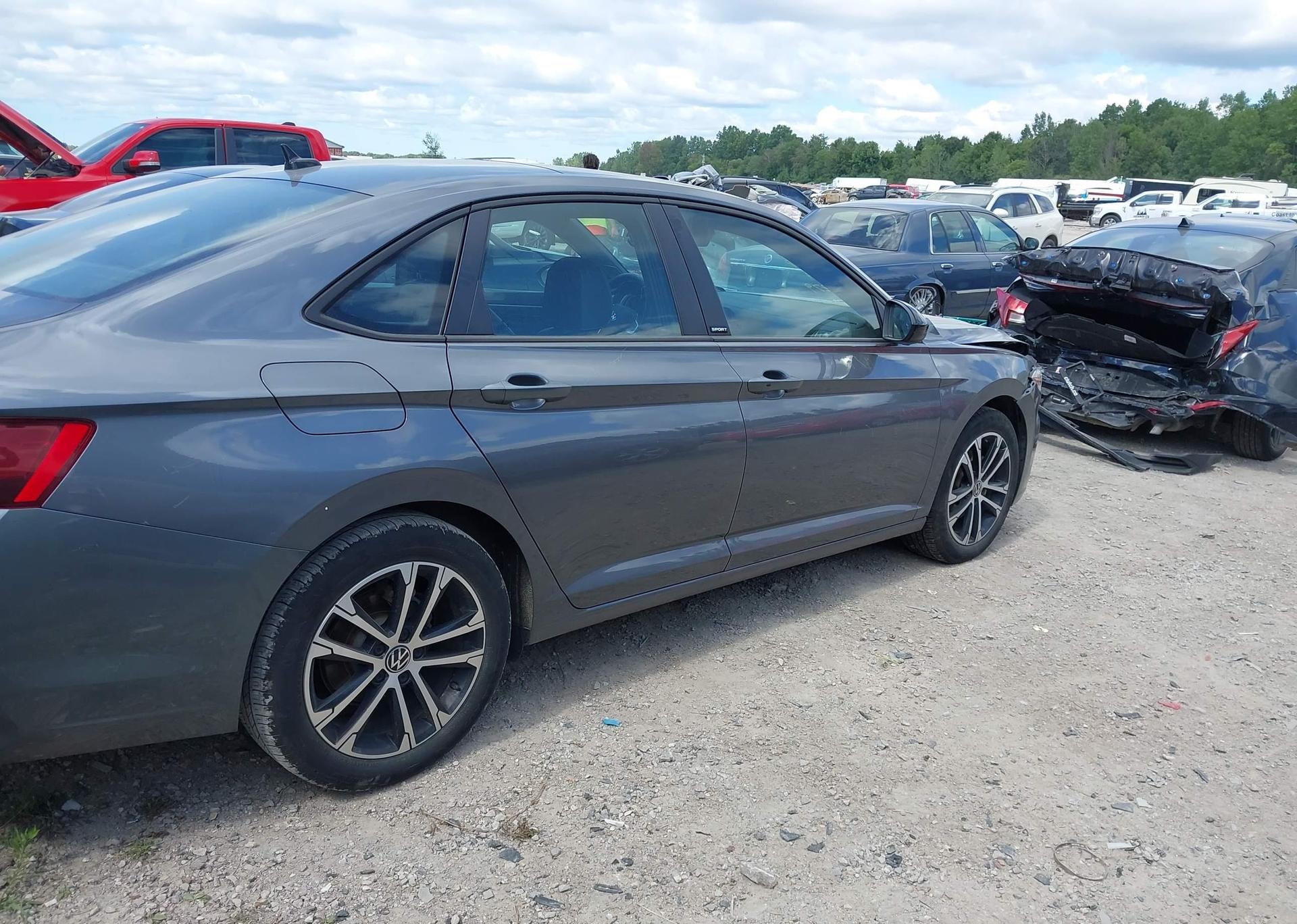 2024 VOLKSWAGEN JETTA COMFORTLINE