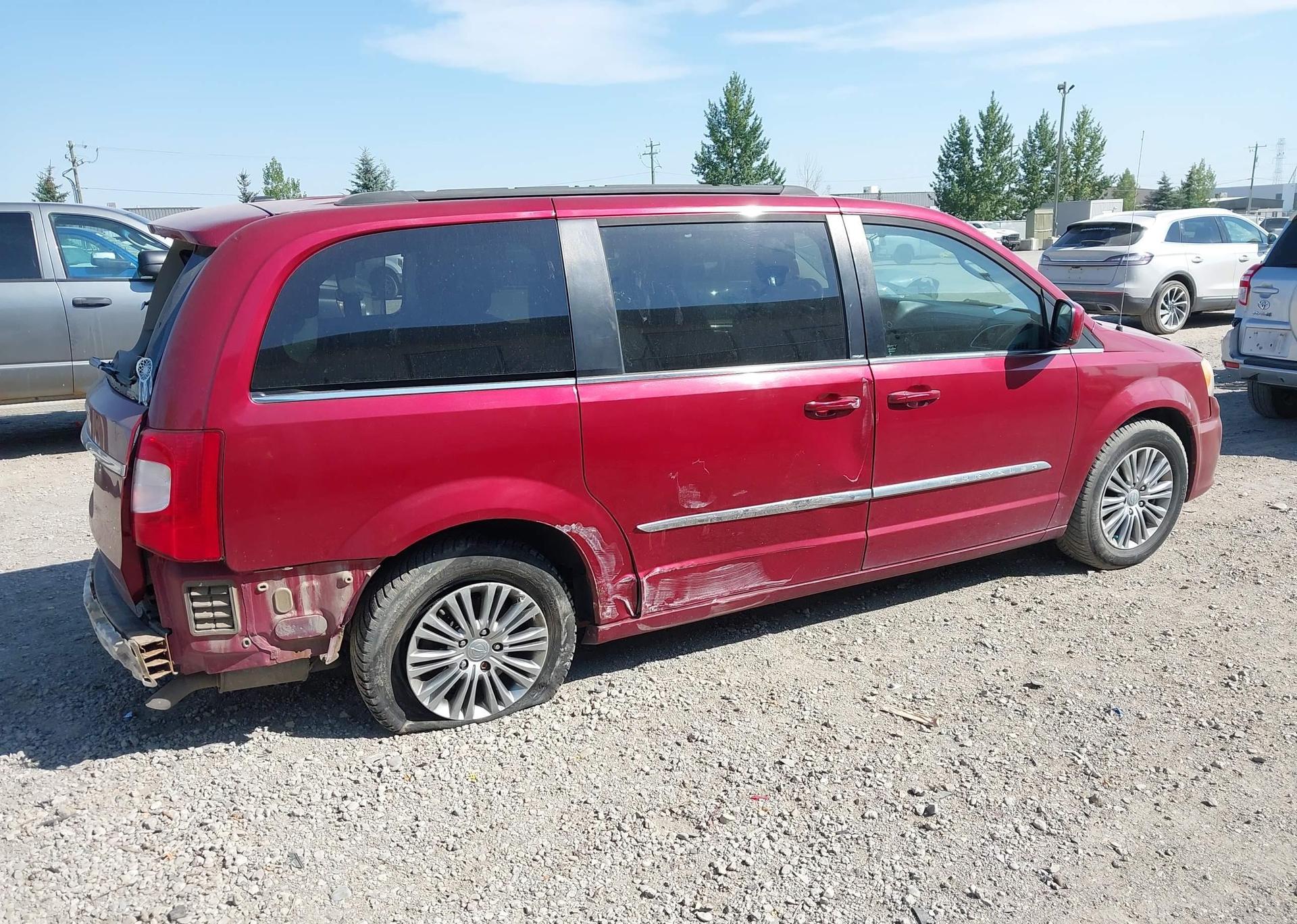 2014 CHRYSLER TOWN & COUNTRY TOURING L