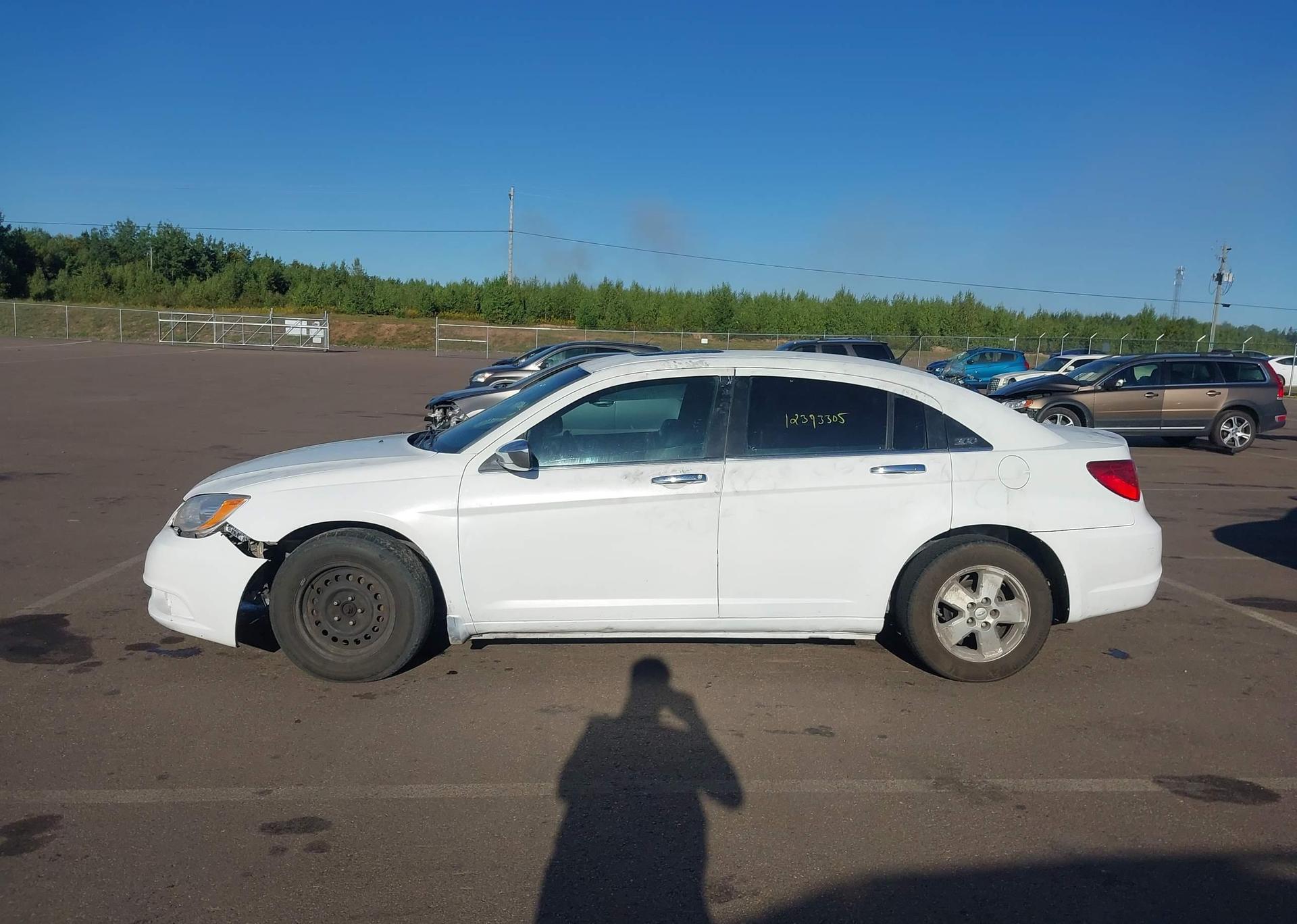 2014 CHRYSLER 200 LIMITED