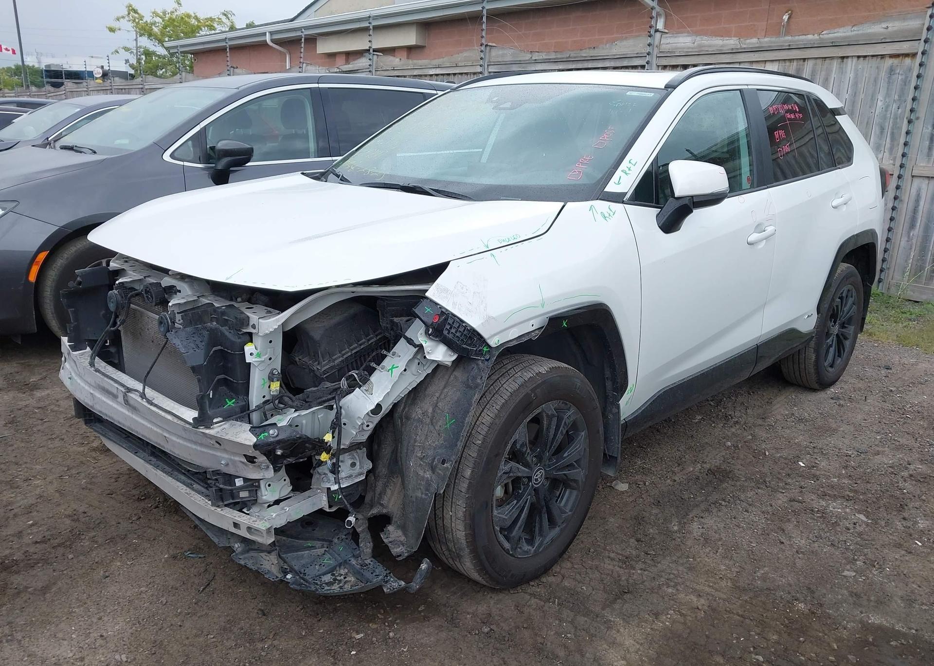 2024 TOYOTA RAV4 HYBRID SE