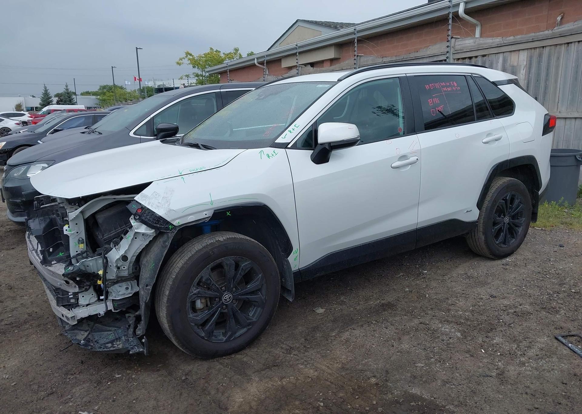 2024 TOYOTA RAV4 HYBRID SE