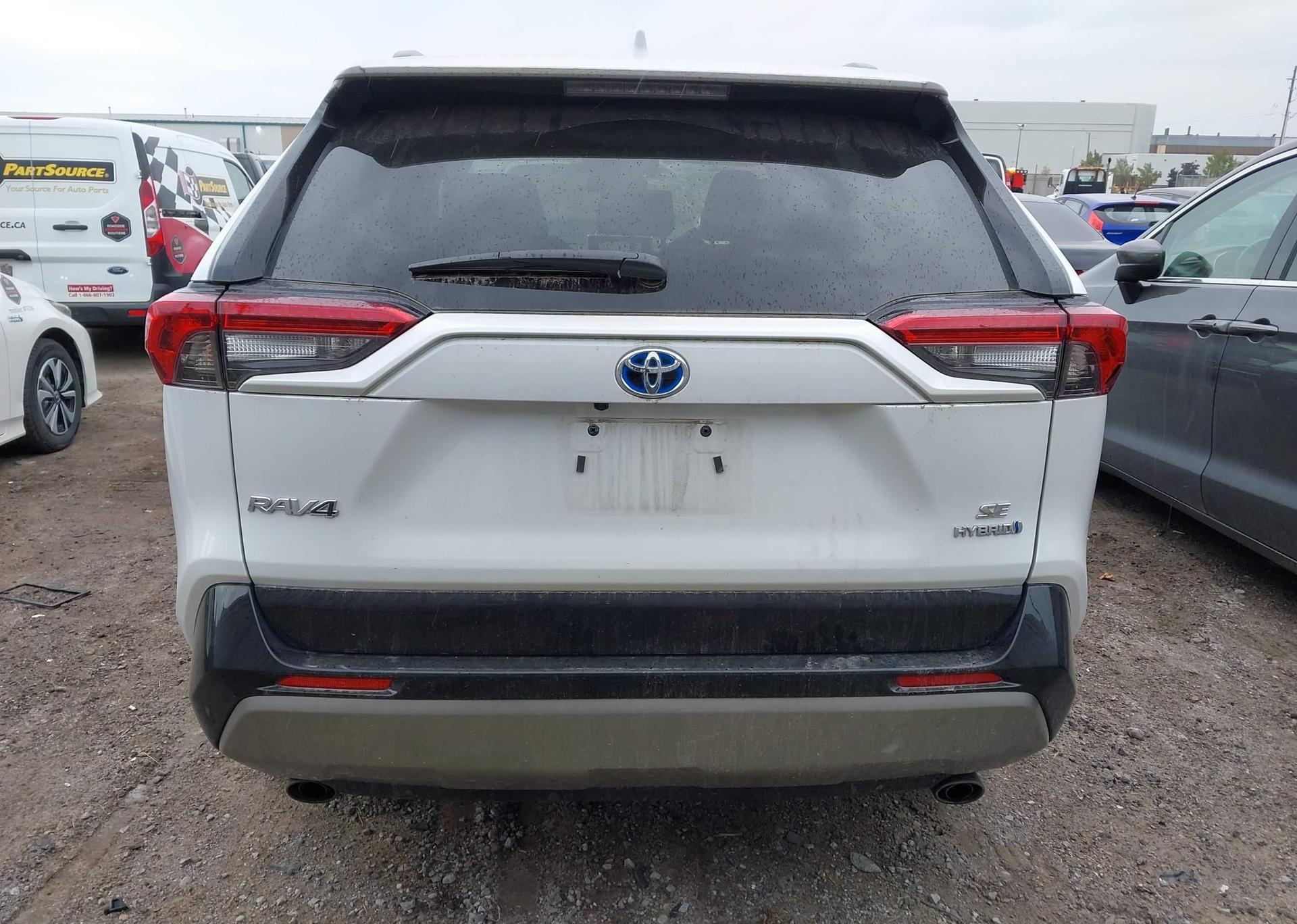 2024 TOYOTA RAV4 HYBRID SE