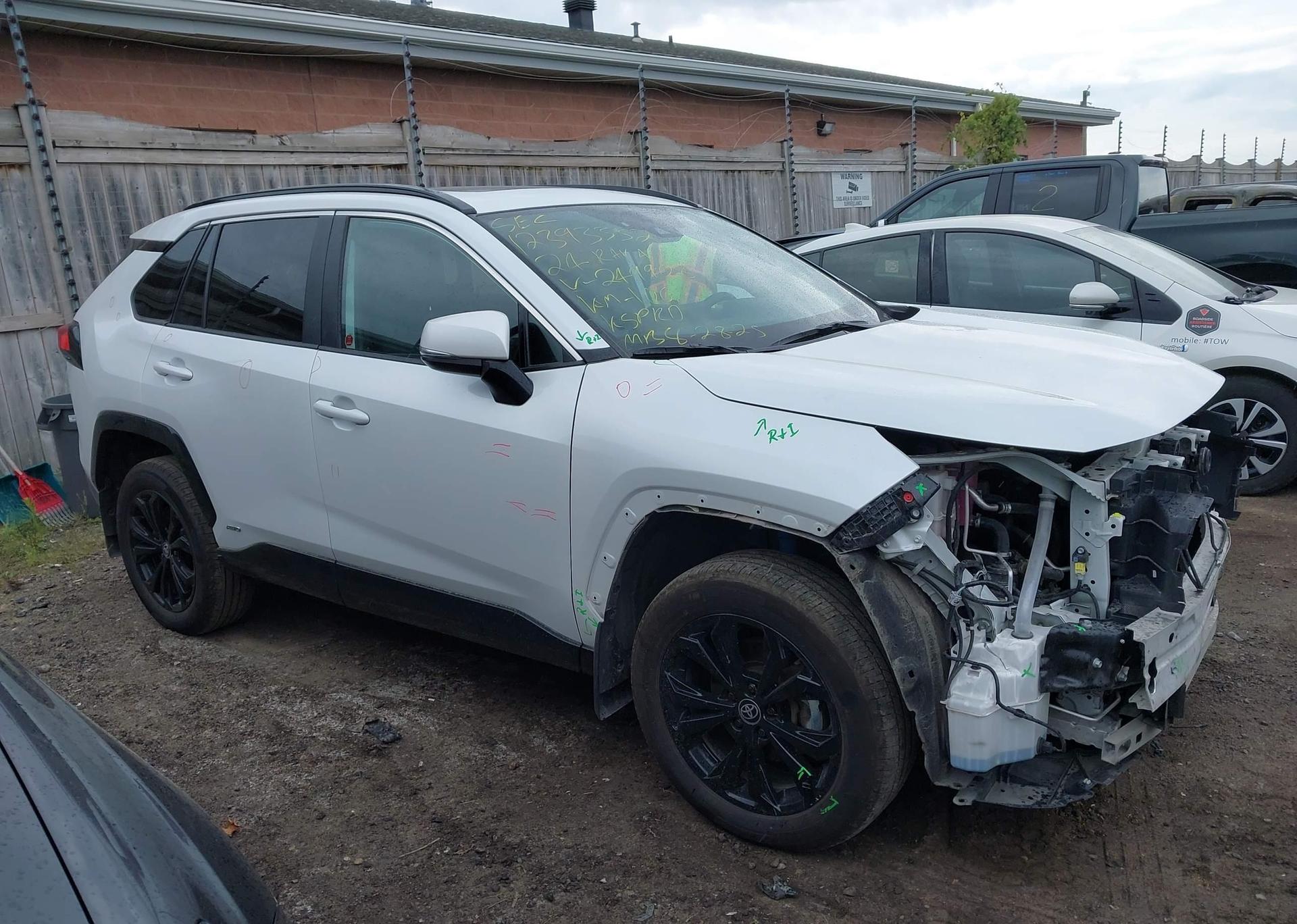 2024 TOYOTA RAV4 HYBRID SE