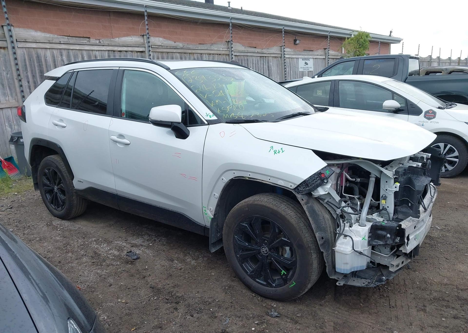 2024 TOYOTA RAV4 HYBRID SE
