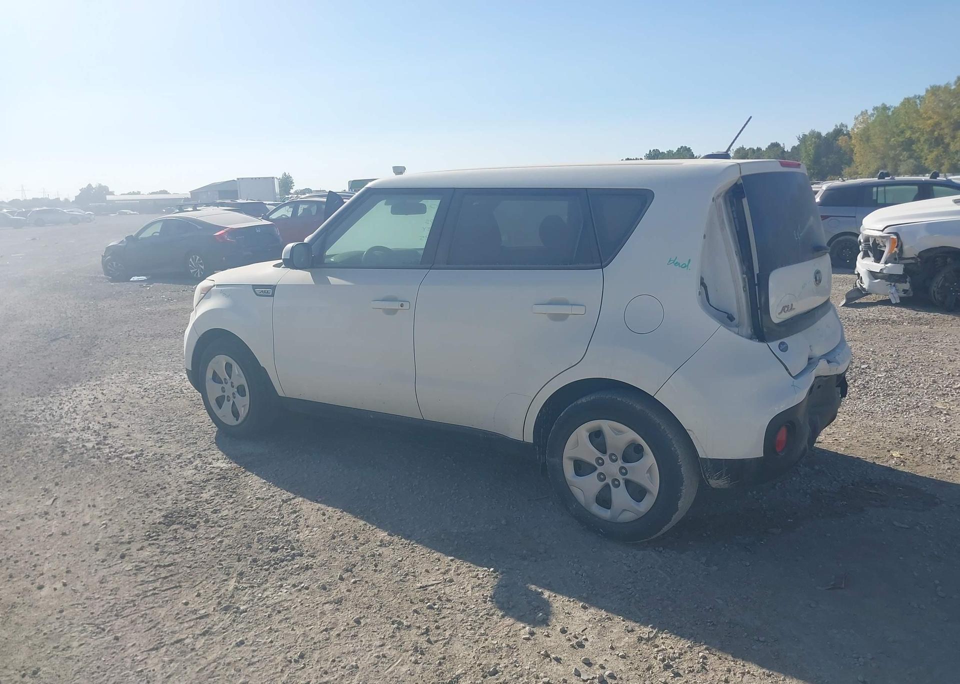 2017 KIA SOUL LX