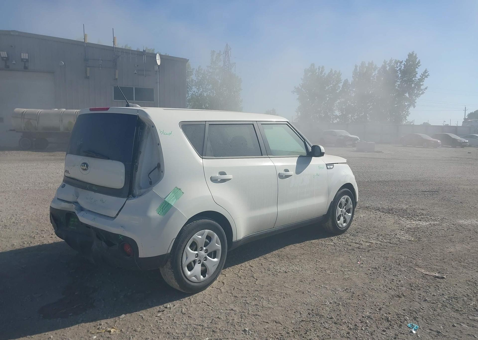 2017 KIA SOUL LX