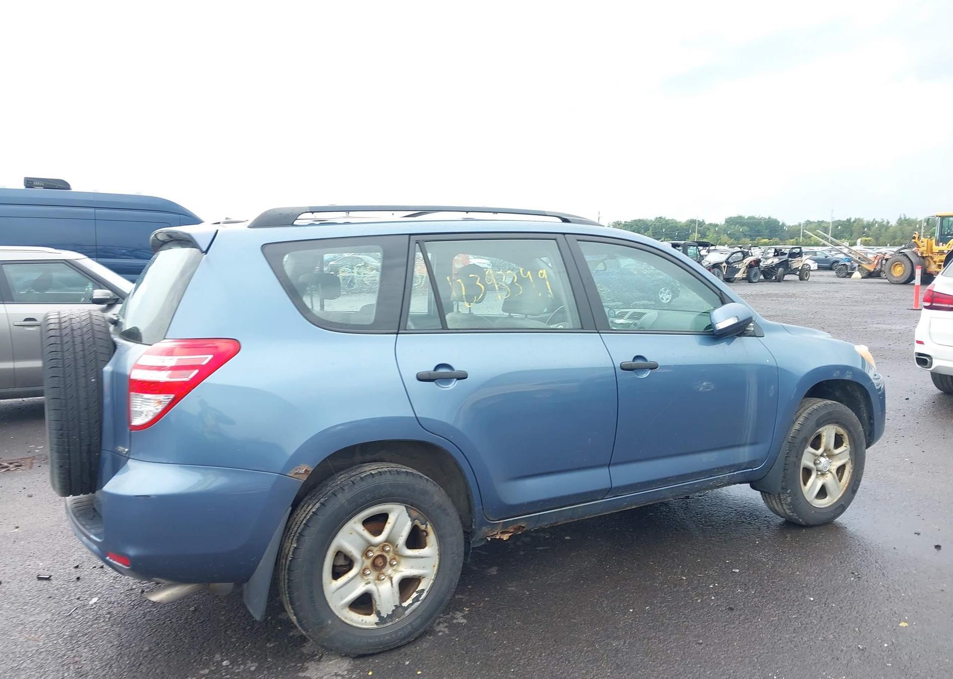 2011 TOYOTA RAV4