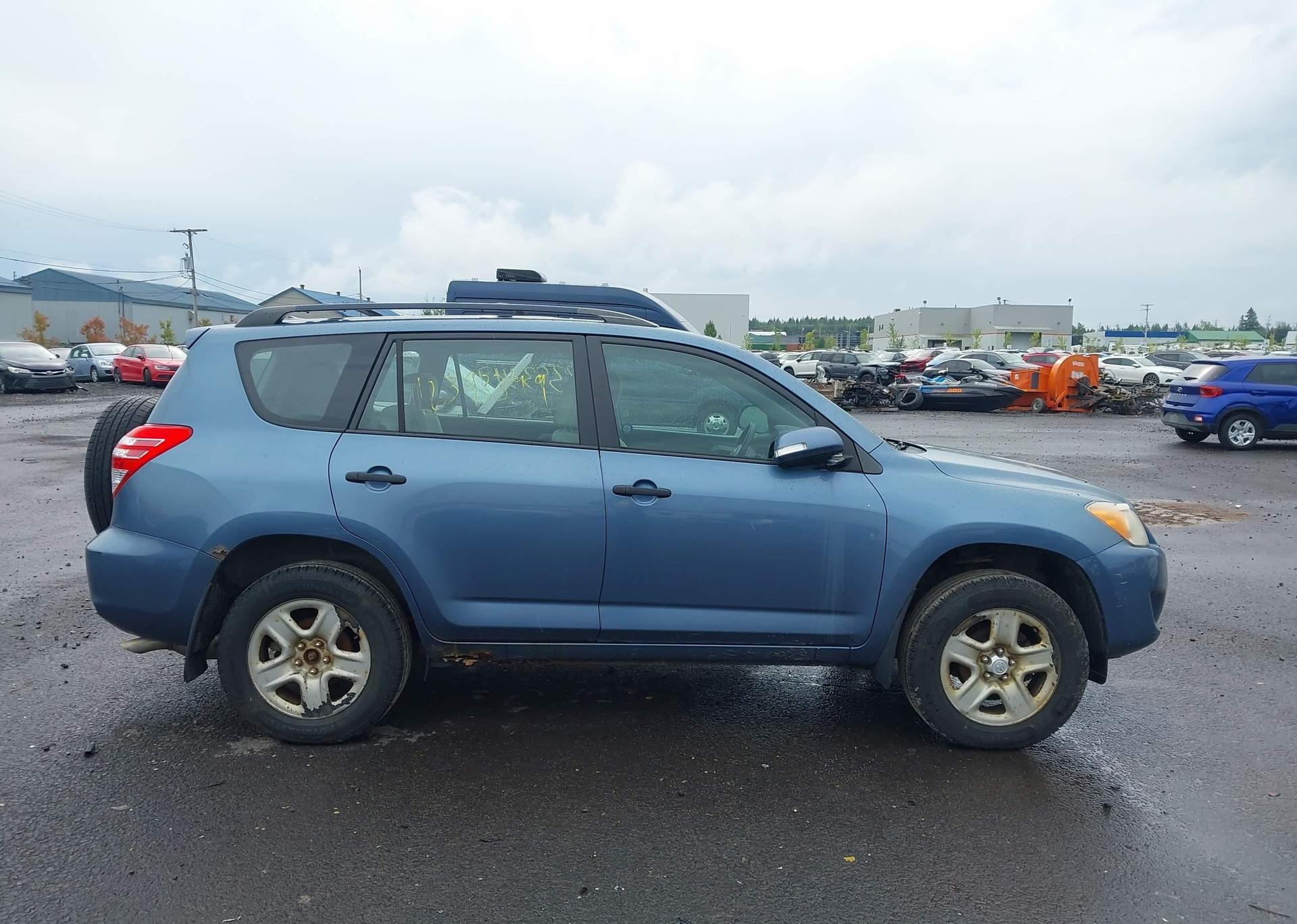 2011 TOYOTA RAV4